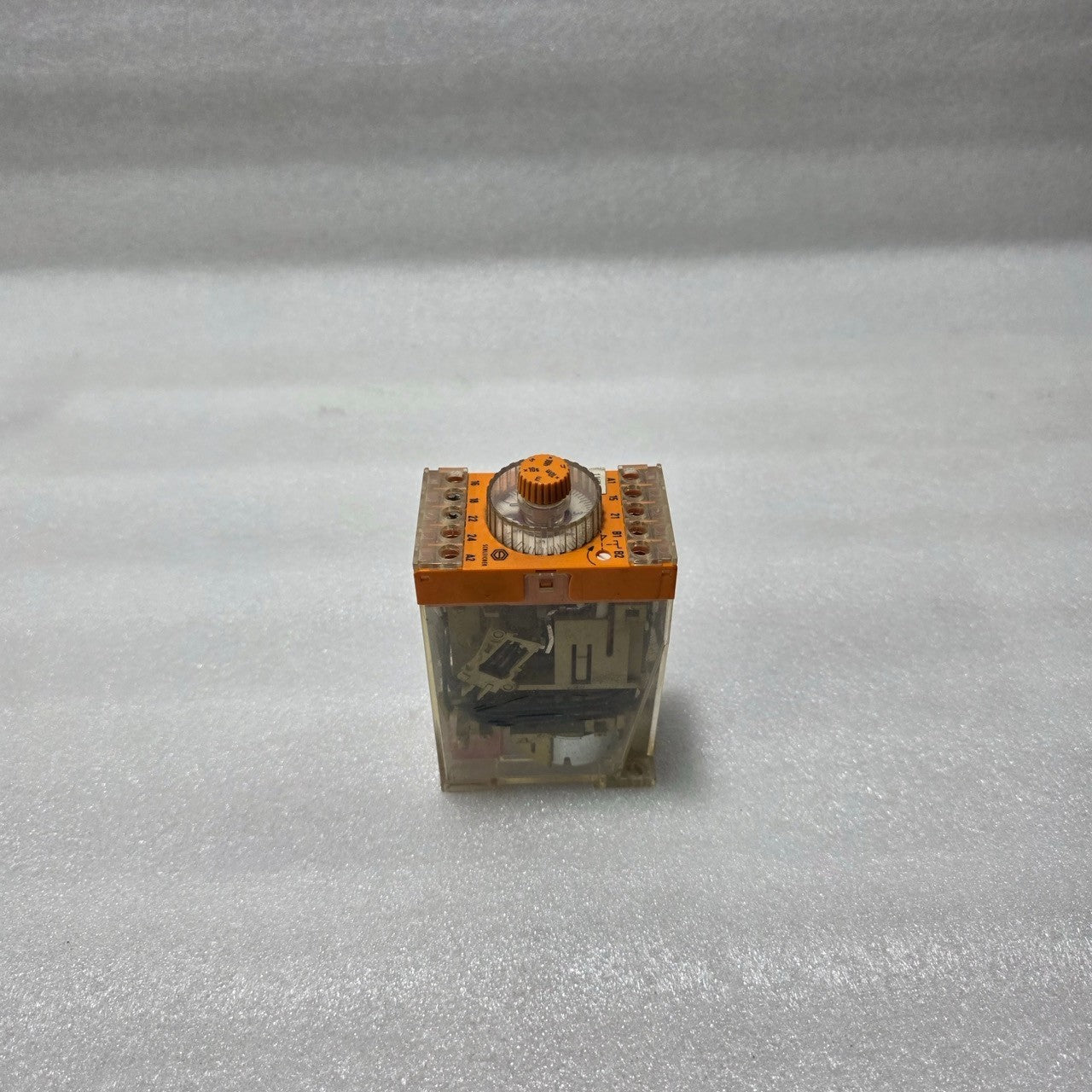 SCHLEICHER SZAN52-S TIMING/DELAY FUNCTION 110–115 VAC  02623114