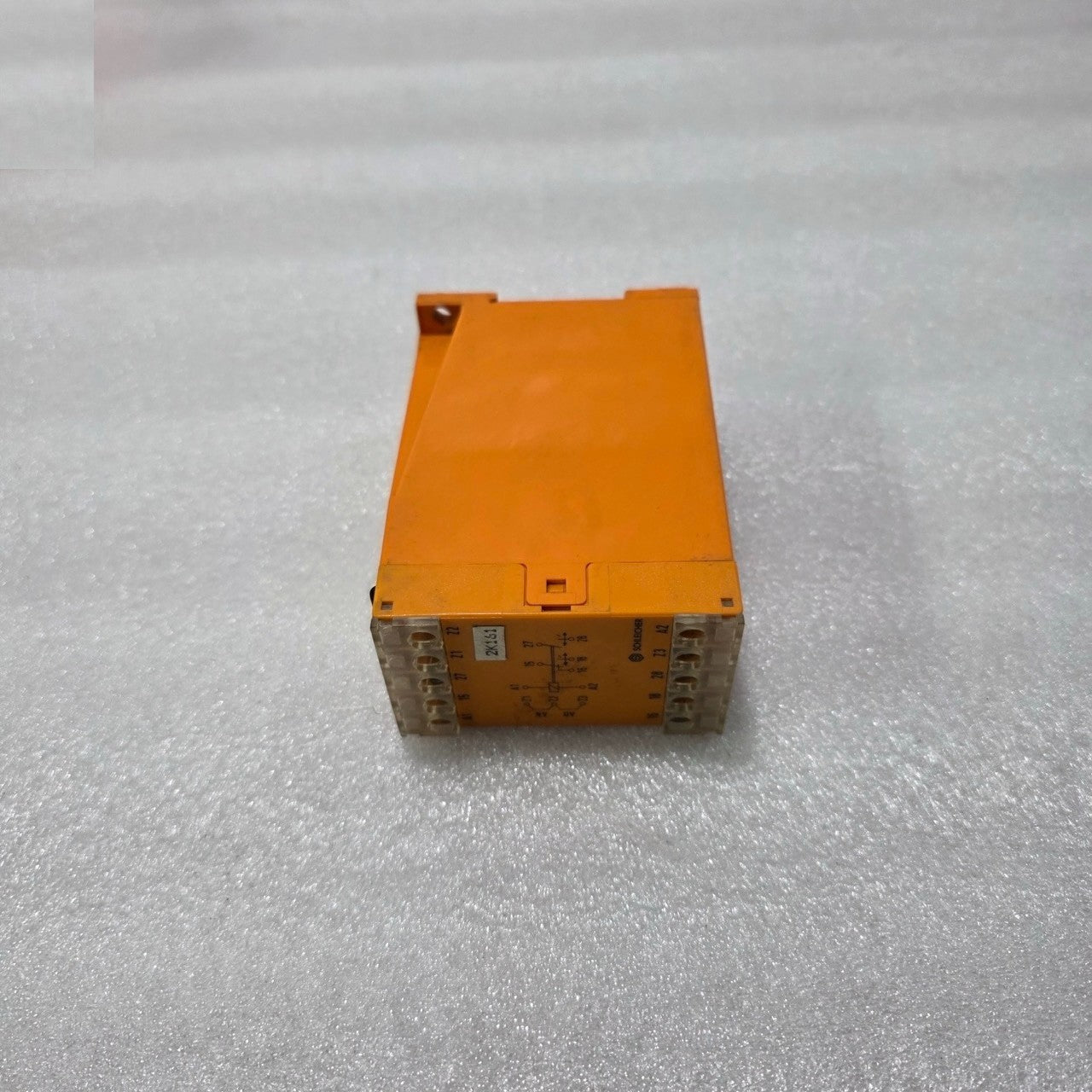 SCHLEICHER SSY12 ELECTRONIC INTERVAL TIME RELAY 110–127 VAC 1330756-466