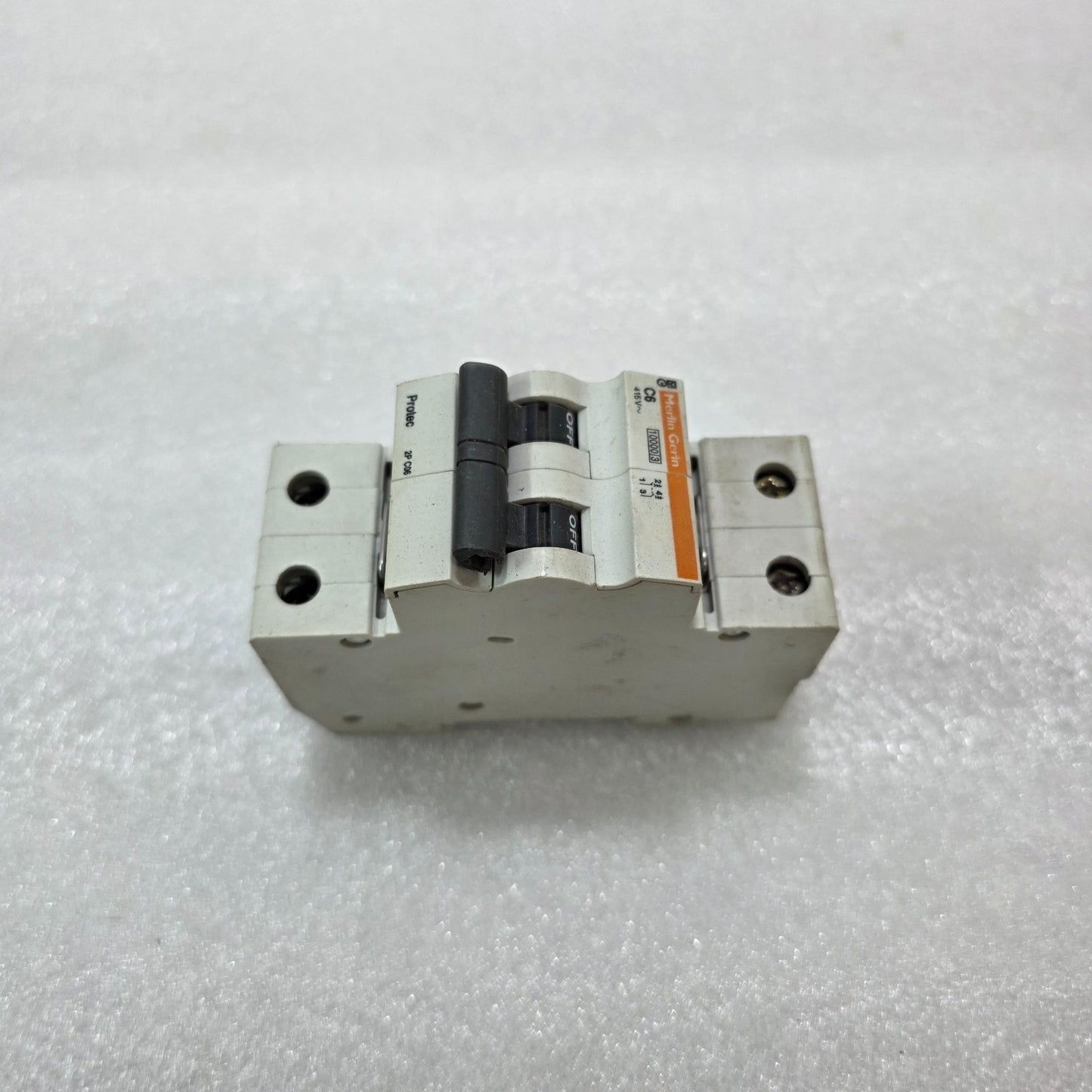 MERLIN GERIN MULTI9 C6 2P C06 MCB 6A 415V AC PROTEC DOUBLE POLE CIRCUIT BREAKER