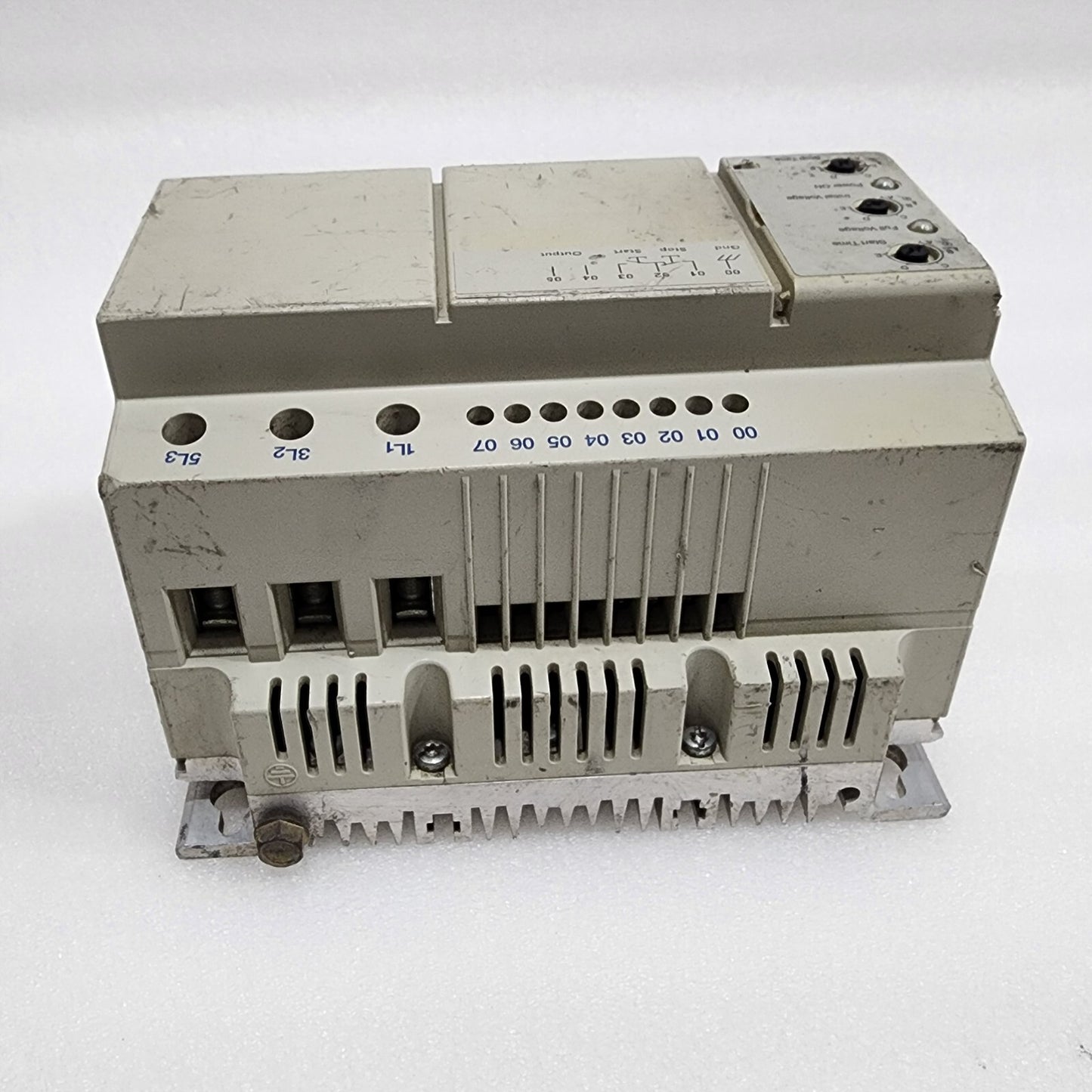 ATS01N244Q SOFT STARTER FOR ASYNCHRONOUS MOTOR 400V 25HP 22kW