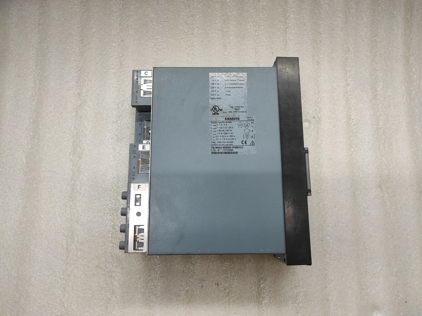 SIEMENS 7SJ8042-5EB20-1FB0/CC OVERCURRENT PROTECTION RELAY