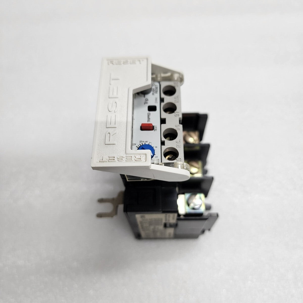 ALLEN BRADLEY CAT 592-A2FA OVERLOAD RELAY 3.7-12 A