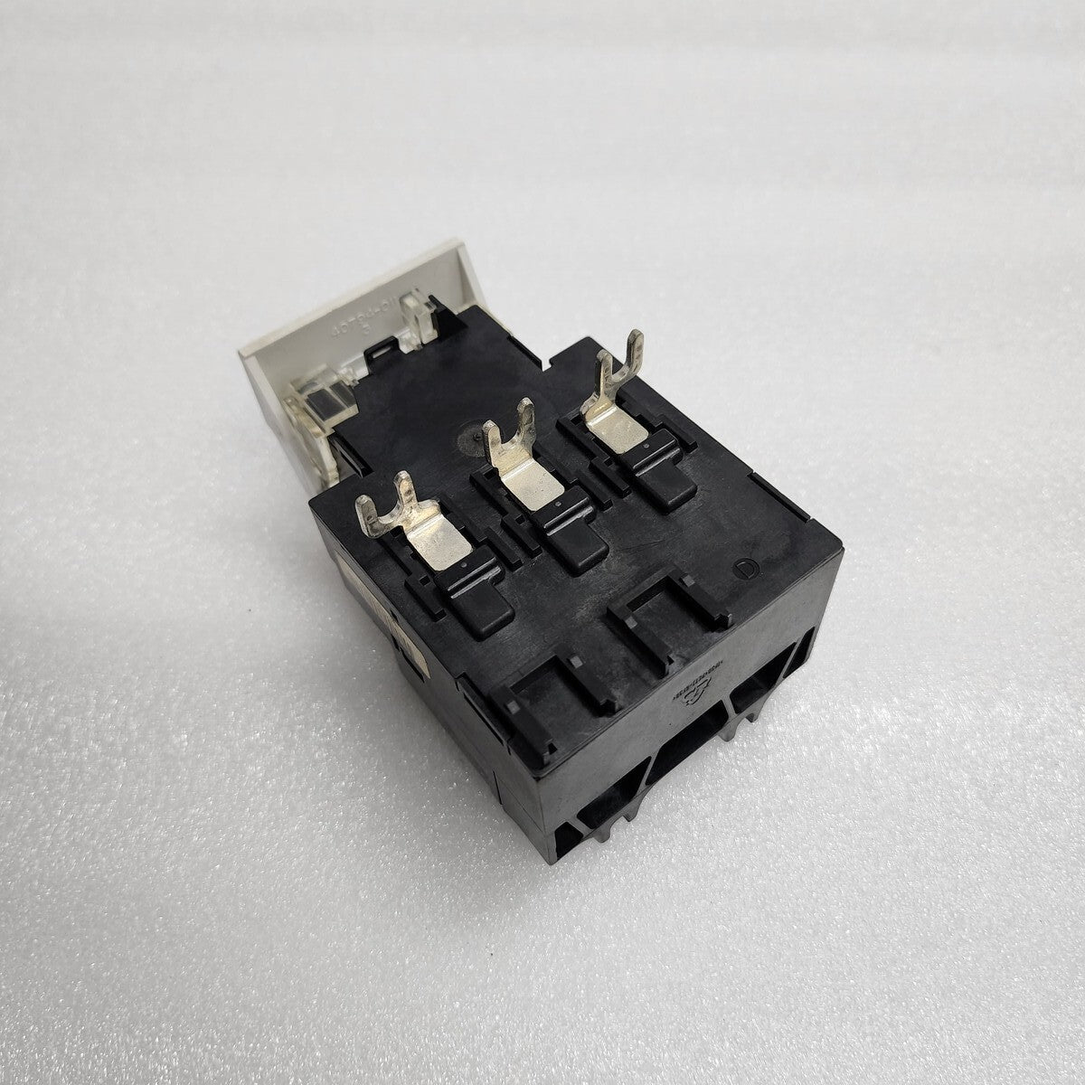 ALLEN BRADLEY CAT 592-A2DA SER A OVERLOAD RELAY 1.0-2.9A