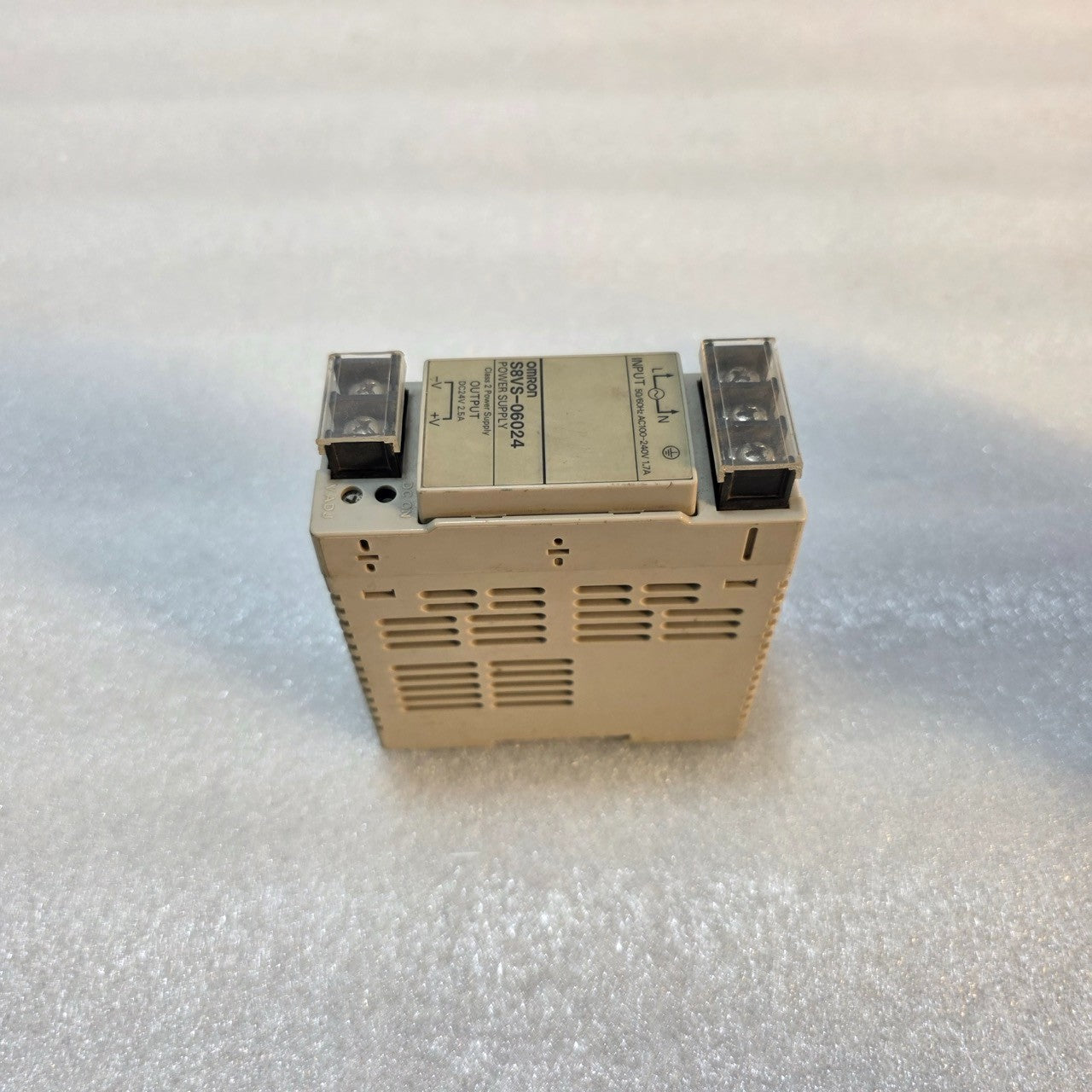 OMRON S8VS-06024 INDUSTRIAL SWITCHING POWER SUPPLY