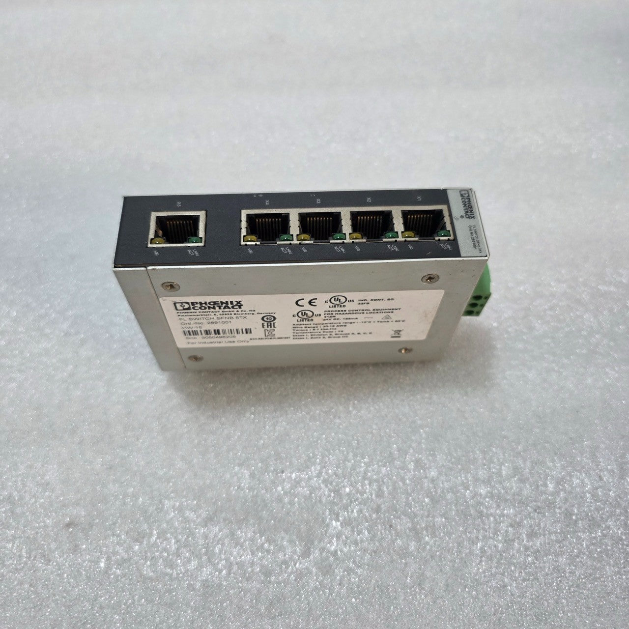 PHOENIX CONTACT FL SWITCH SFNB 5TX INDUSTRIAL ETHERNET SWITCH 2891001