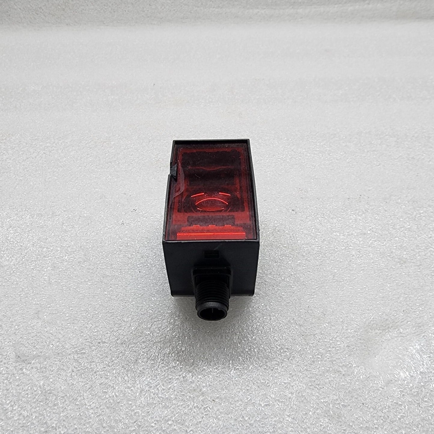 SICK DT35 SENSOR 12-30VDC