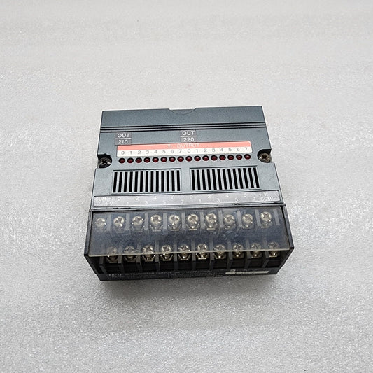 IDEC PFJ-T162U 16-TRANSISTOR OUTPUT UNIT FA-1J
