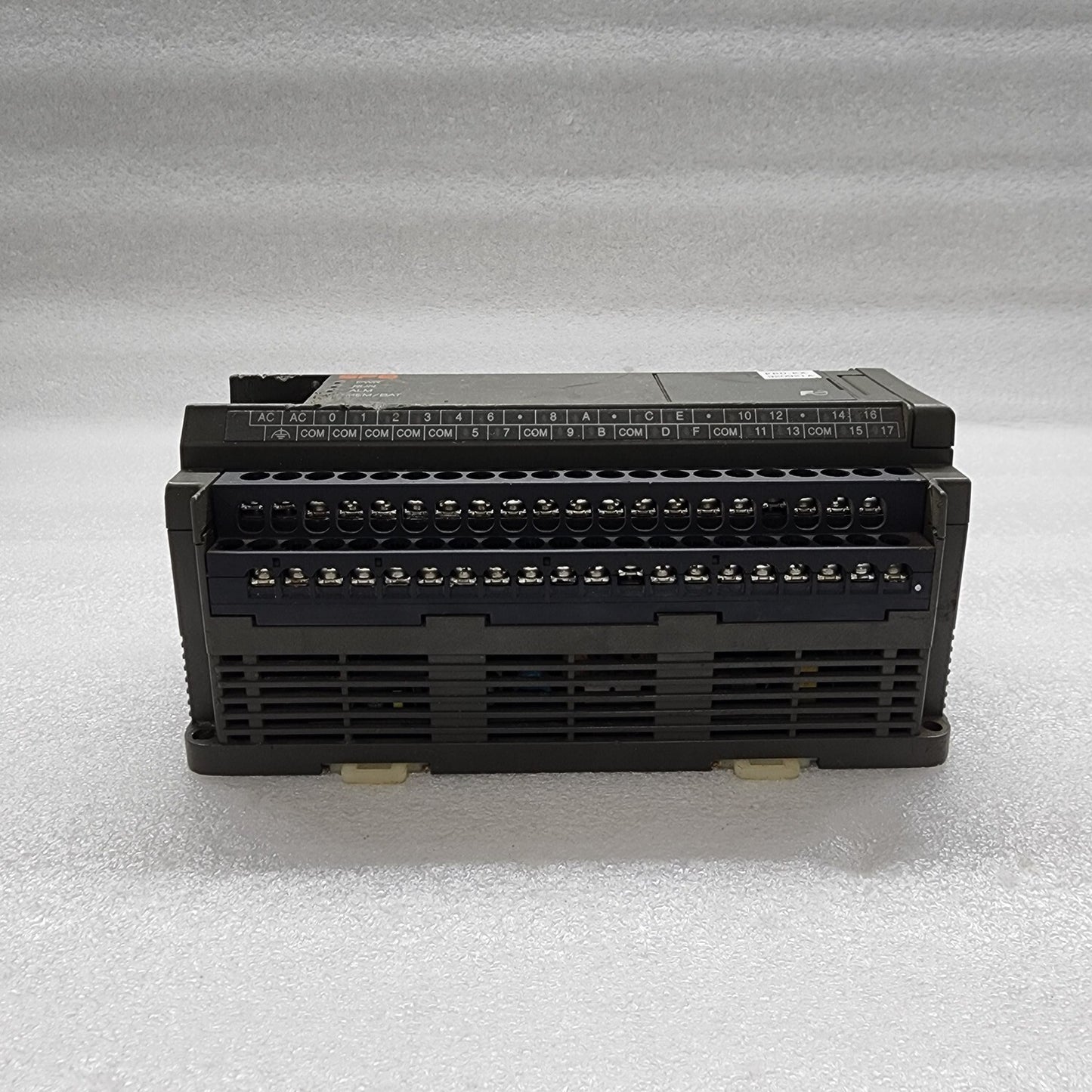 FUJI ELECTRIC NW0P60R-31 BASIC UNIT PROGRAMMABLE CONTROLLER