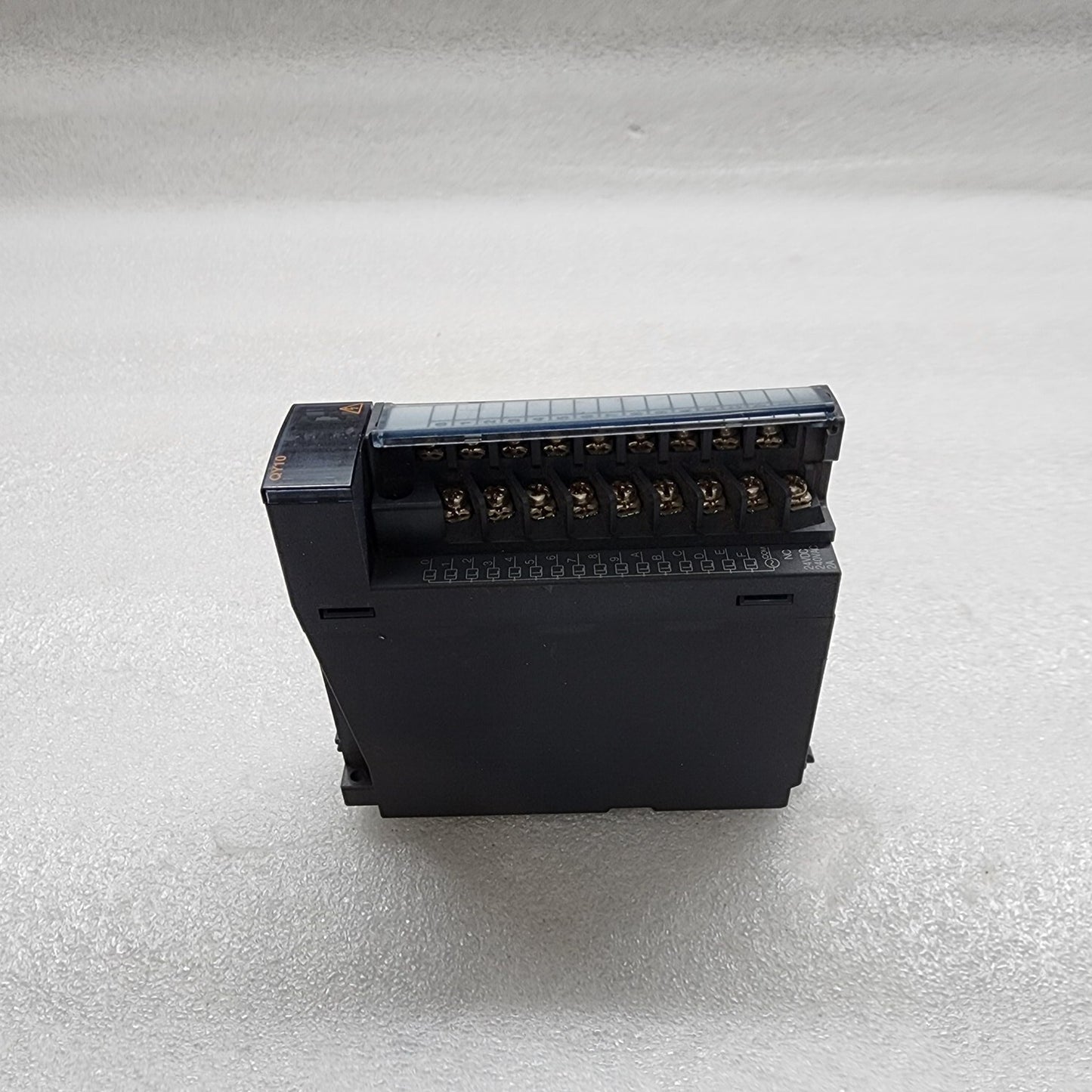 MITSUBISHI QY10 OUTPUT UNIT