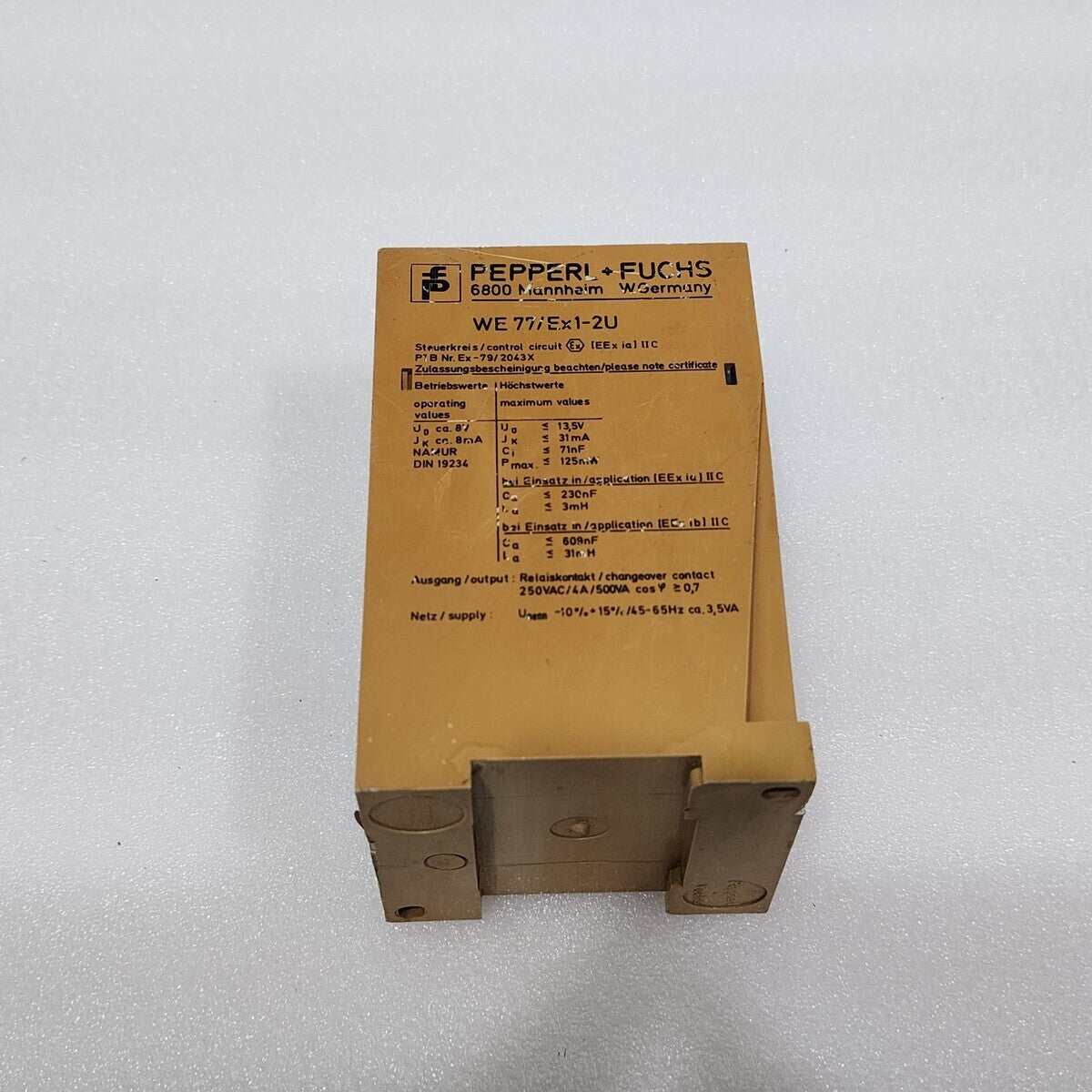 PEPPERL + FUCHS WE77/EX1-2U SWITCH AMPLIFIER 06341S