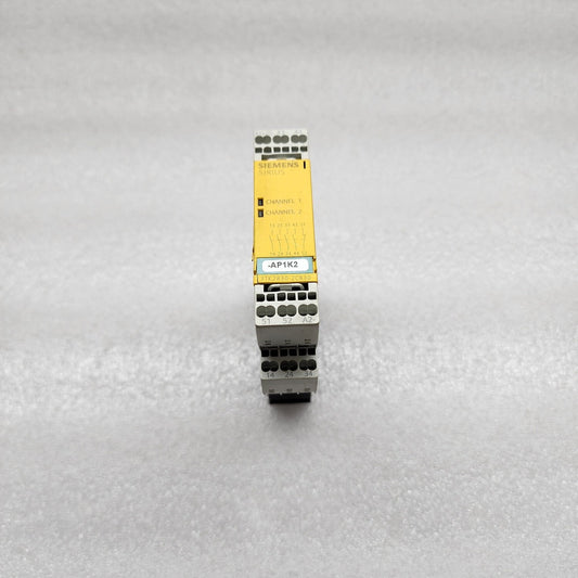 SIEMENS 3TK2830-2CB30 SAFETY RELAY