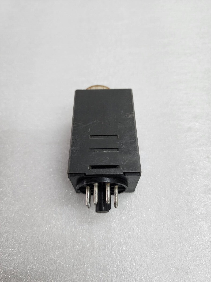IDEC GT3A-3 AF20 ELECTRONIC TIMER 100-240VAC