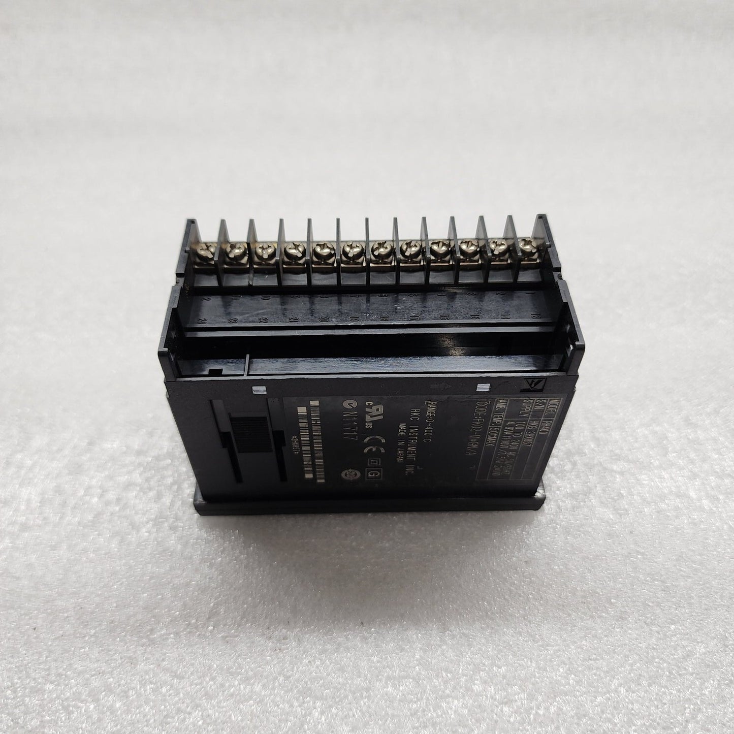 RKC INSTRUMENT RH400 TEMPERATURE CONTROLLER 100-240V