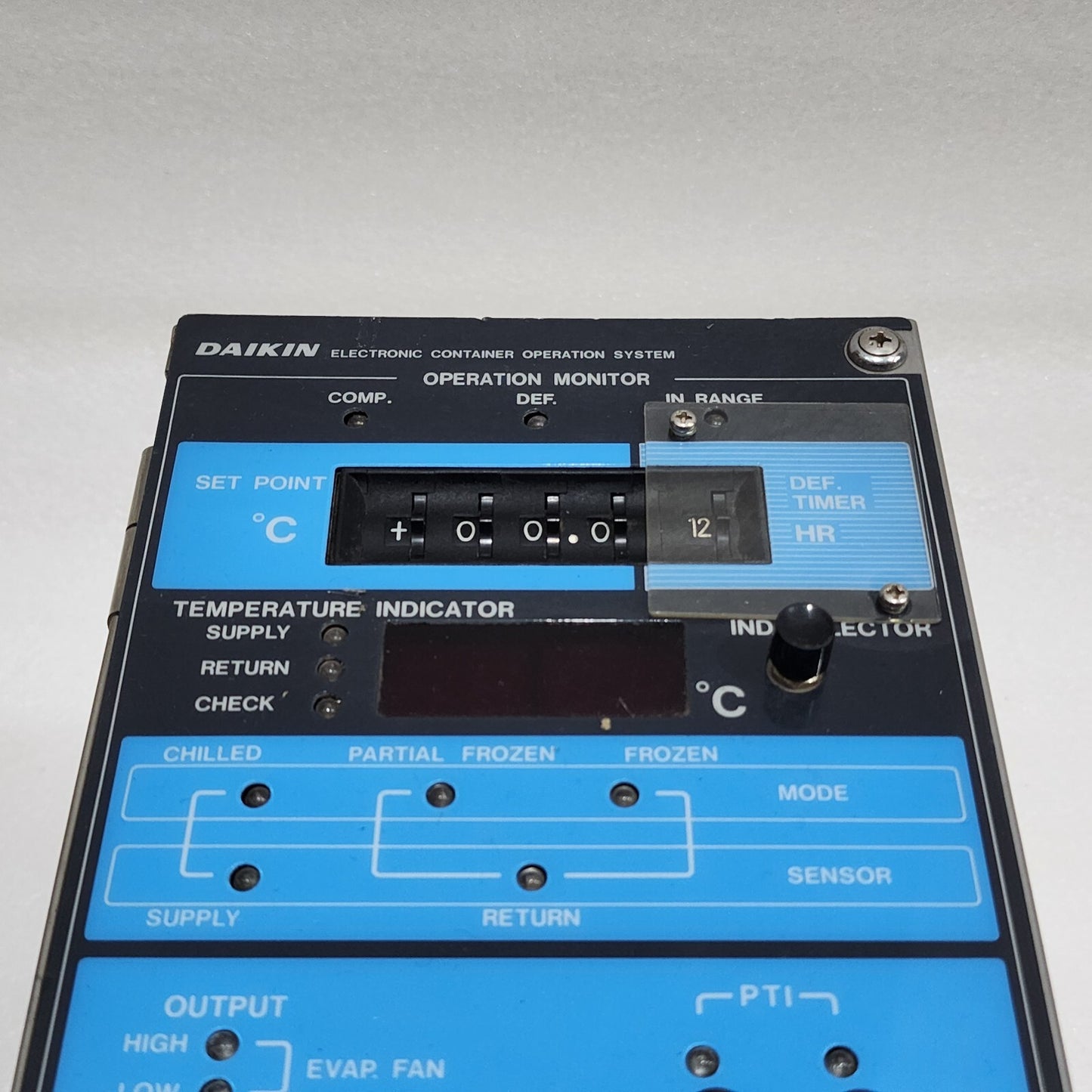 DAIKIN ELECTRONIC CONTAINER OPERATION SYSTEM DUE-DK86-412-00