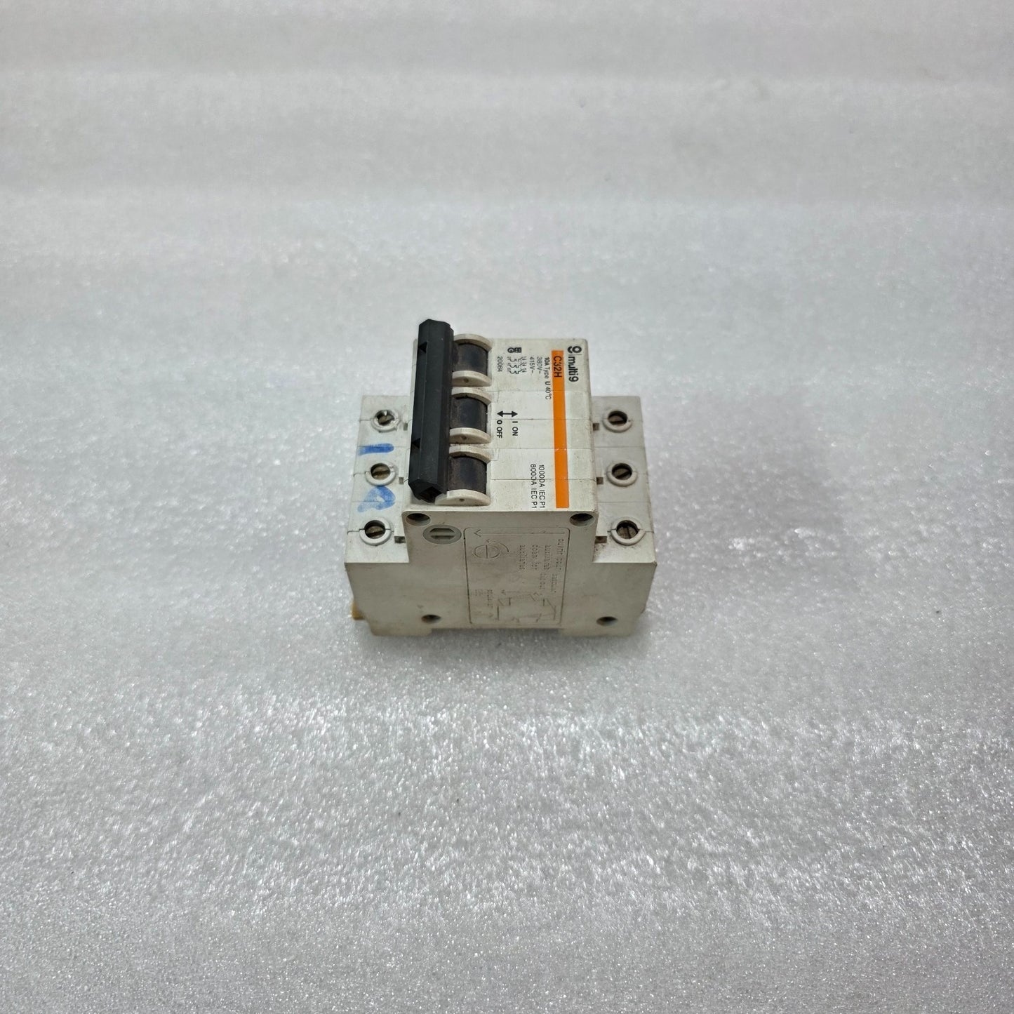 MERLIN GERIN MULTI 9 C32H 10A 3 POLE MCB 380/415V 10KA CIRCUIT BREAKER