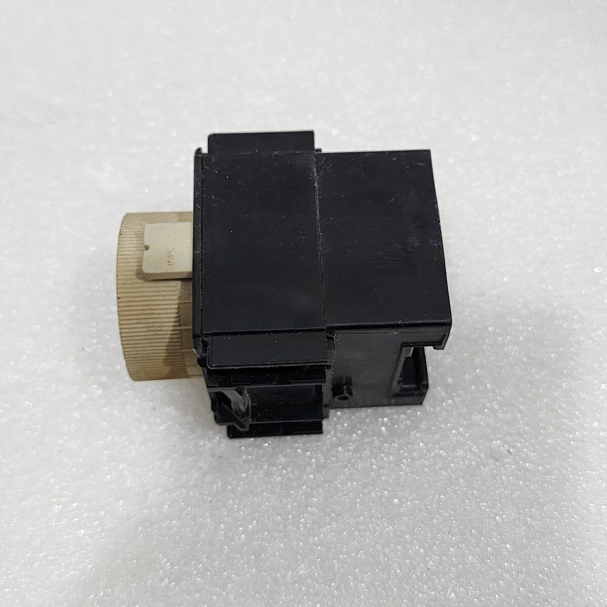 TELEMECANIQUE LA2-D20 A65 TRAVAIL TIMER BLOCK 0.1-3 SEC