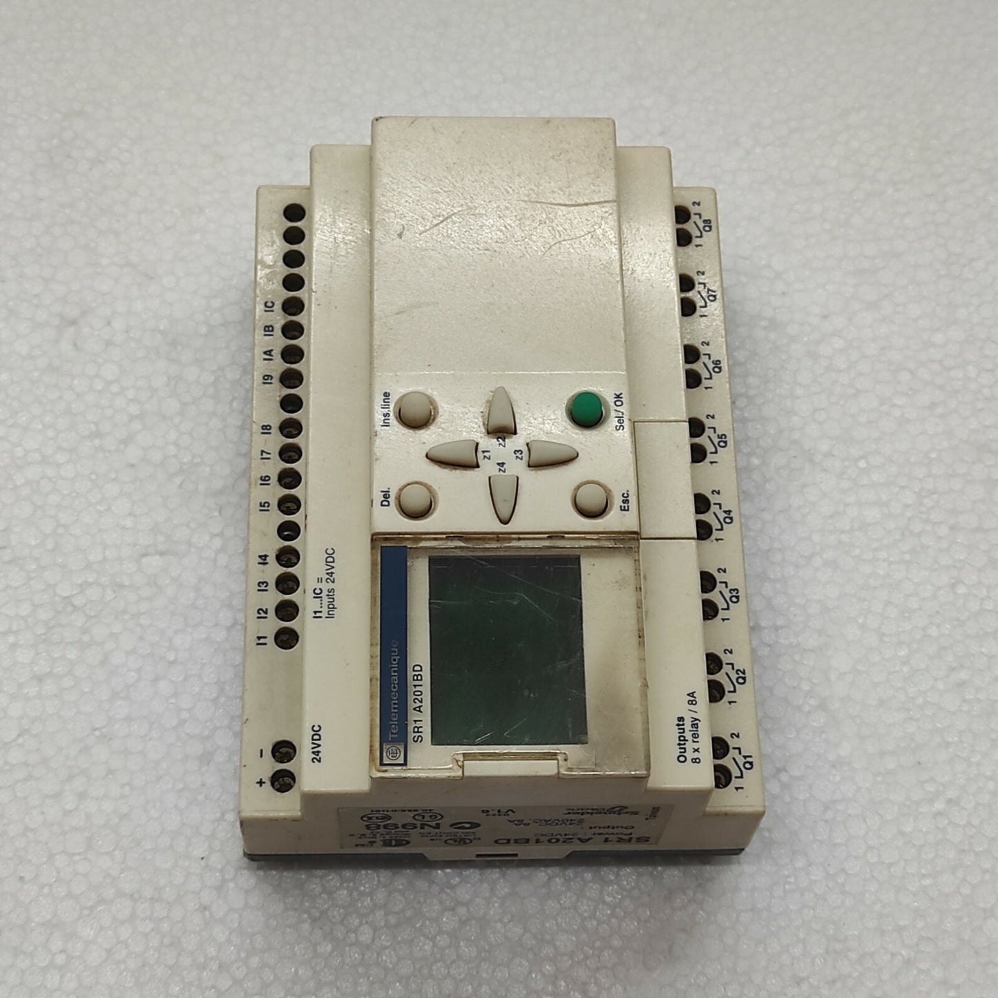 SE SR1 A201BD ZELIO LOGIC RELAY 24VDC
