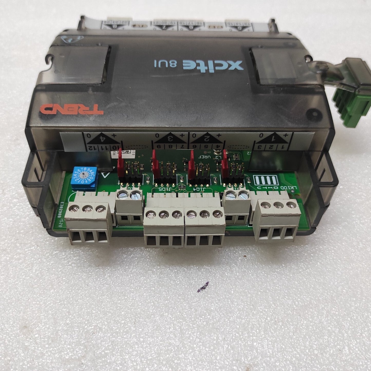 TREND XCITE 8UI STANDARD I/O  MODULE 2000U080000