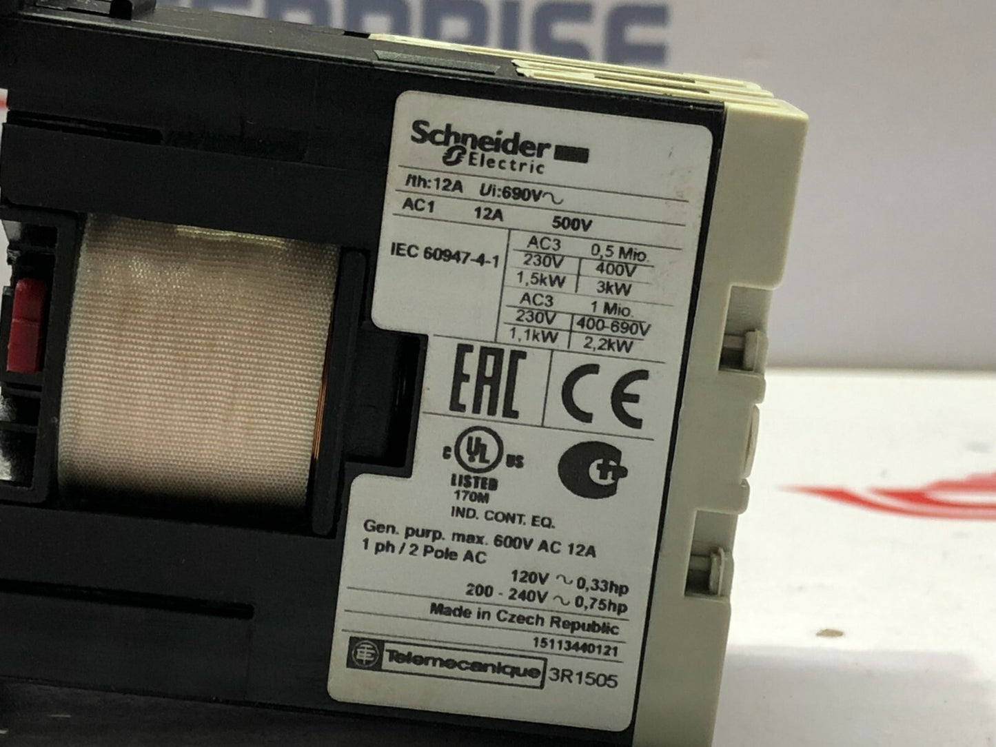 SE LP1SK0600BD MINI CONTACTOR COIL VOLTAGE 24V