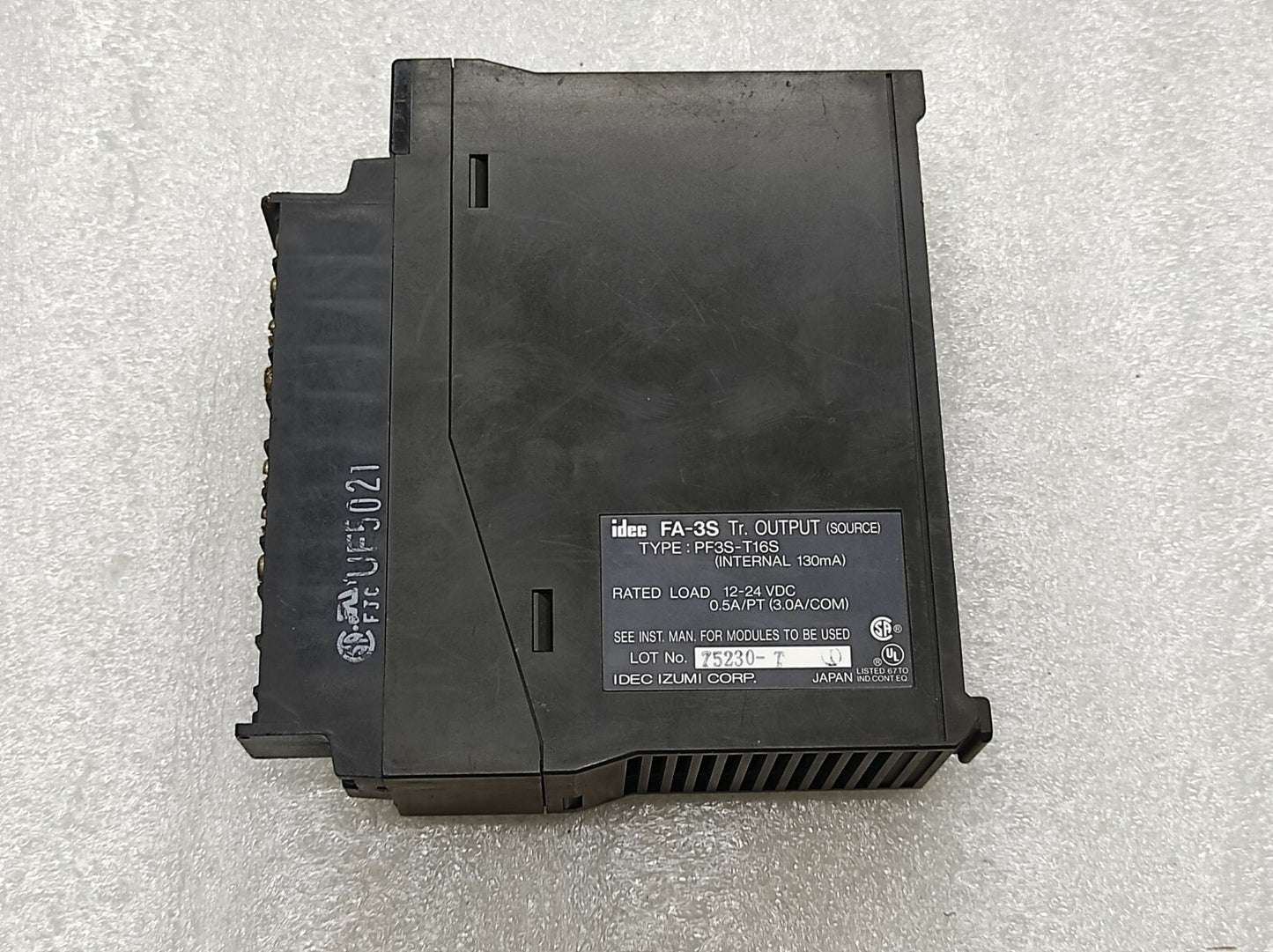 IDEC PF3S-T16S TR. OUTPUT MODULE FA-3S
