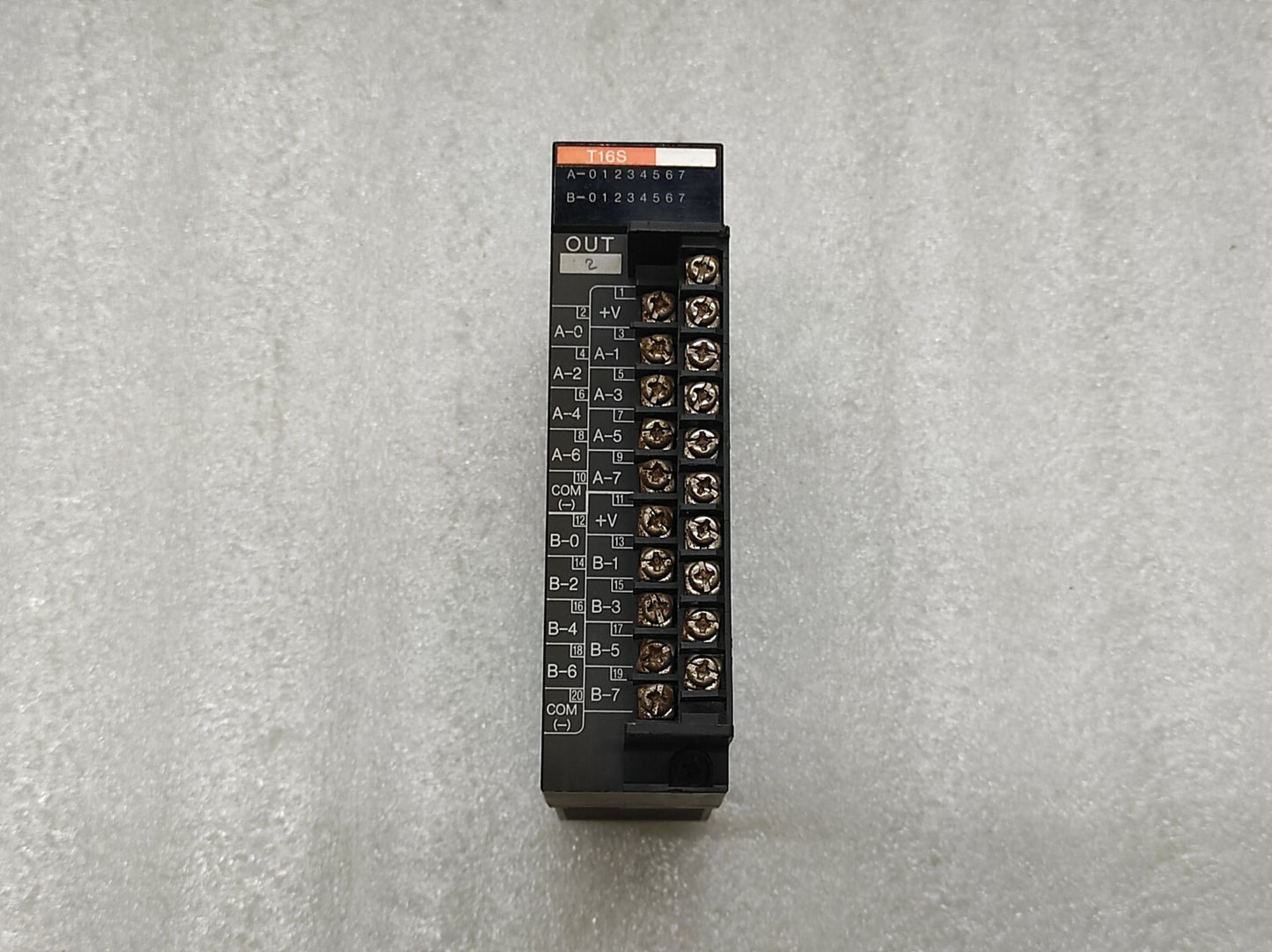 IDEC PF3S-T16S TR. OUTPUT MODULE FA-3S