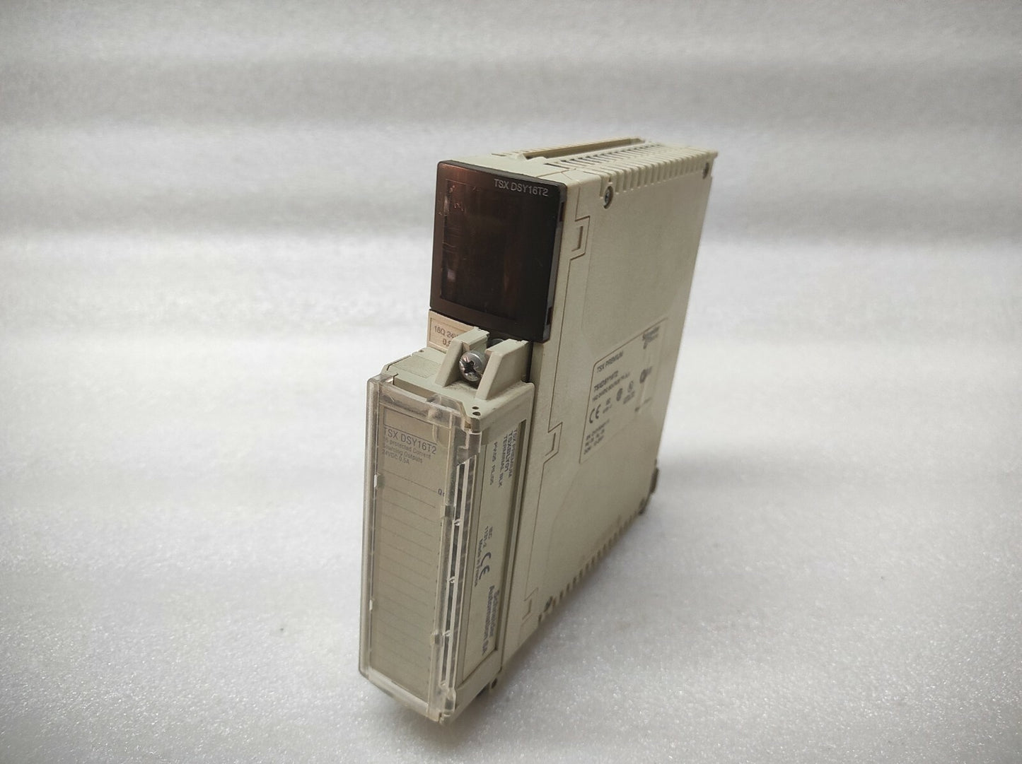 SE TSXDSY16T2 DISCRETE OUTPUT MODULE