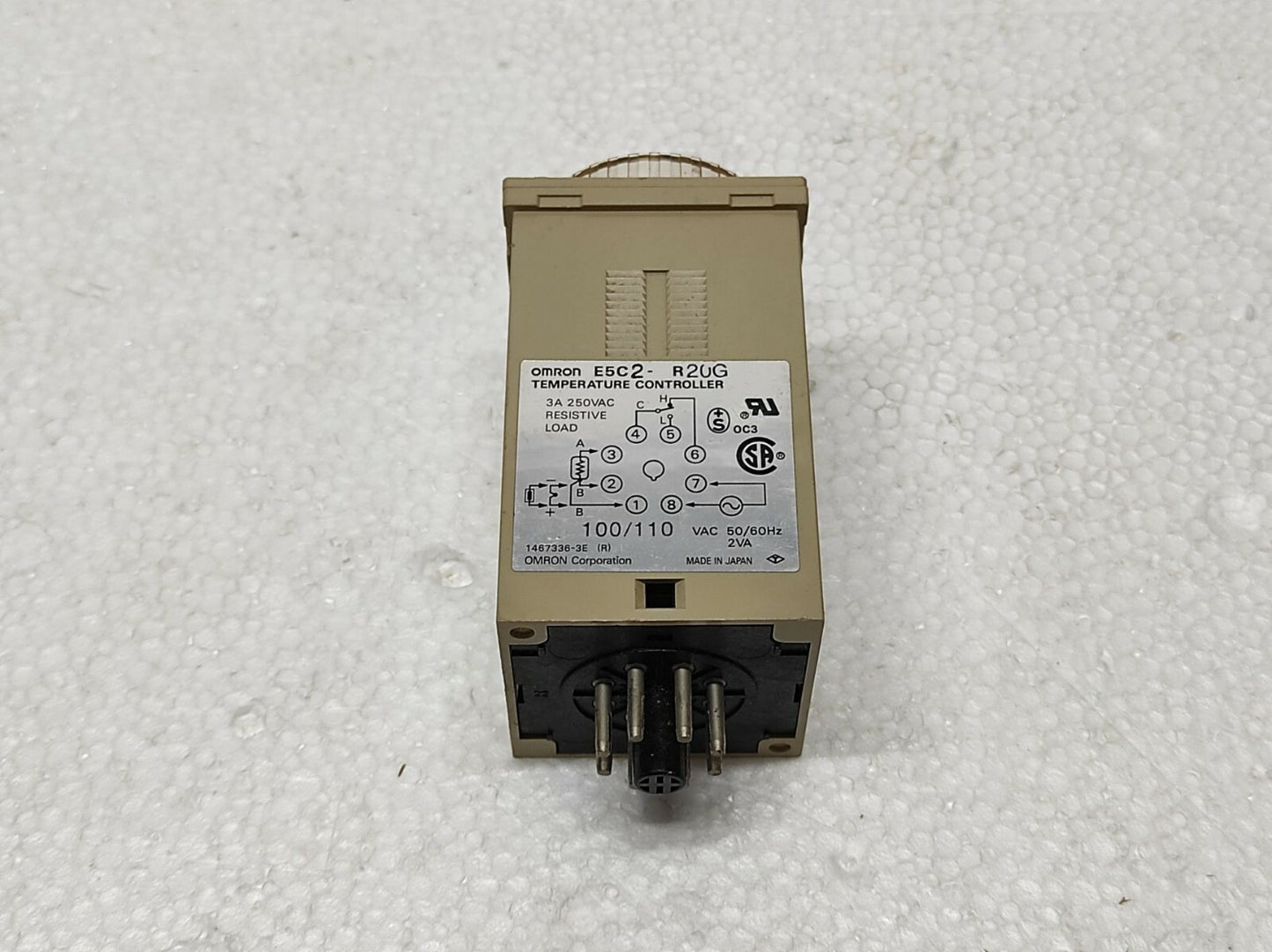 OMRON E5C2-R20G TEMPERATURE CONTROLLER 100/110V AC E5C2R20G