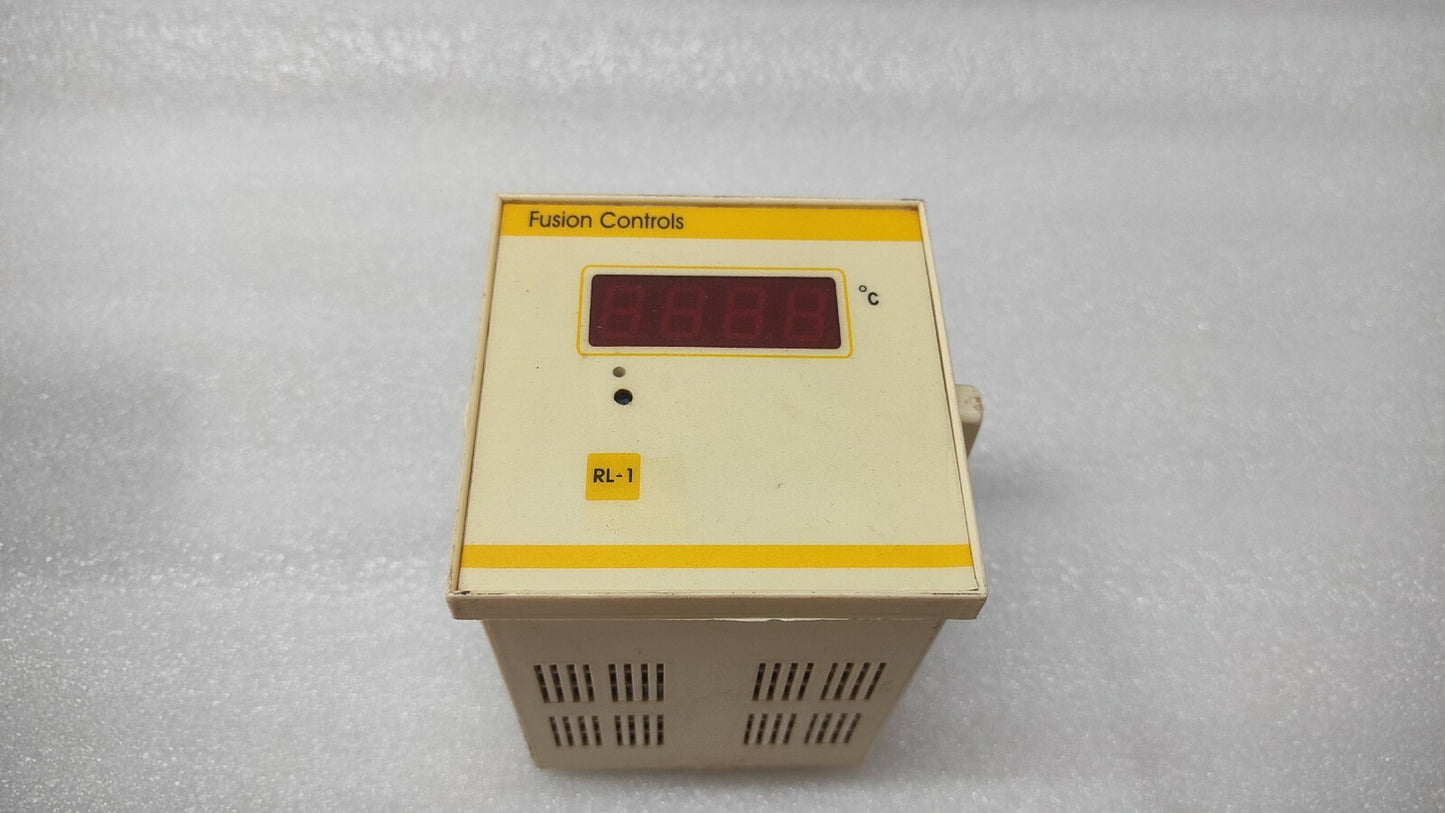 FUSION CONTROLS 801P331002 TEMPERATURE  MONITOR RTD PT100 230VAC
