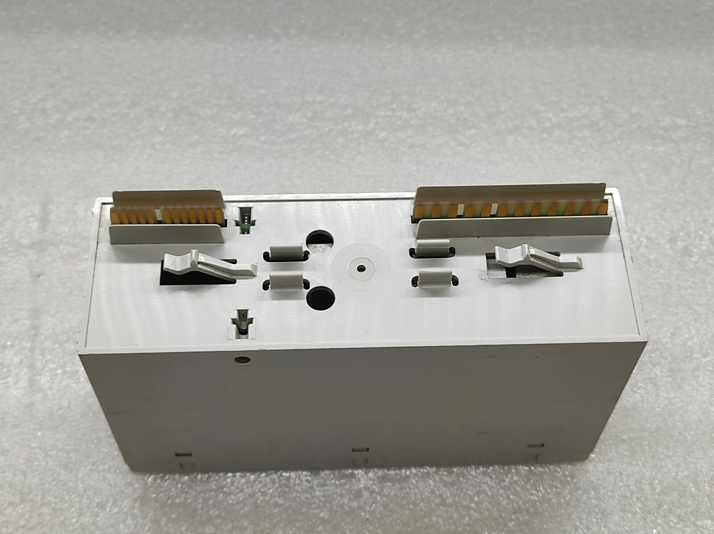SAIA BURGESS PCD4.W100 ANALOG MODULE