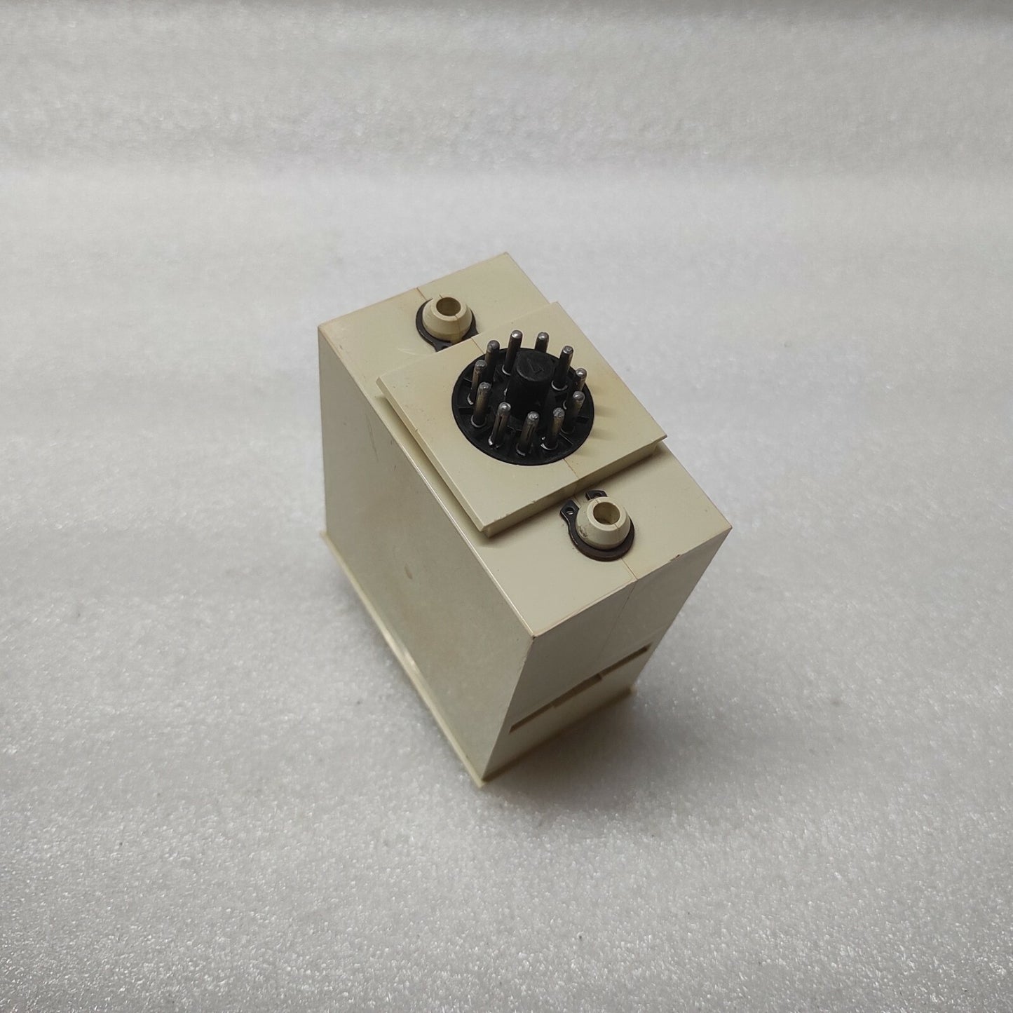 ISKRA TRE1401 RELAY 24VAC