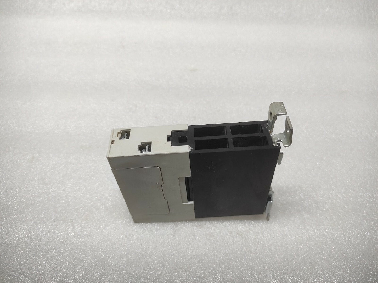 CARLO GAVAZZI RJ1A23A30E SEMICONDUCTOR CONTACTOR 230V