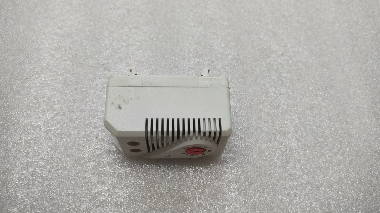 SIEMENS 8MR 2170-1BA THERMOSTAT 250VAC 10A