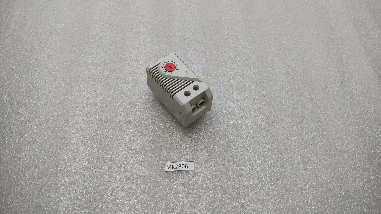 SIEMENS 8MR 2170-1BA THERMOSTAT 250VAC 10A