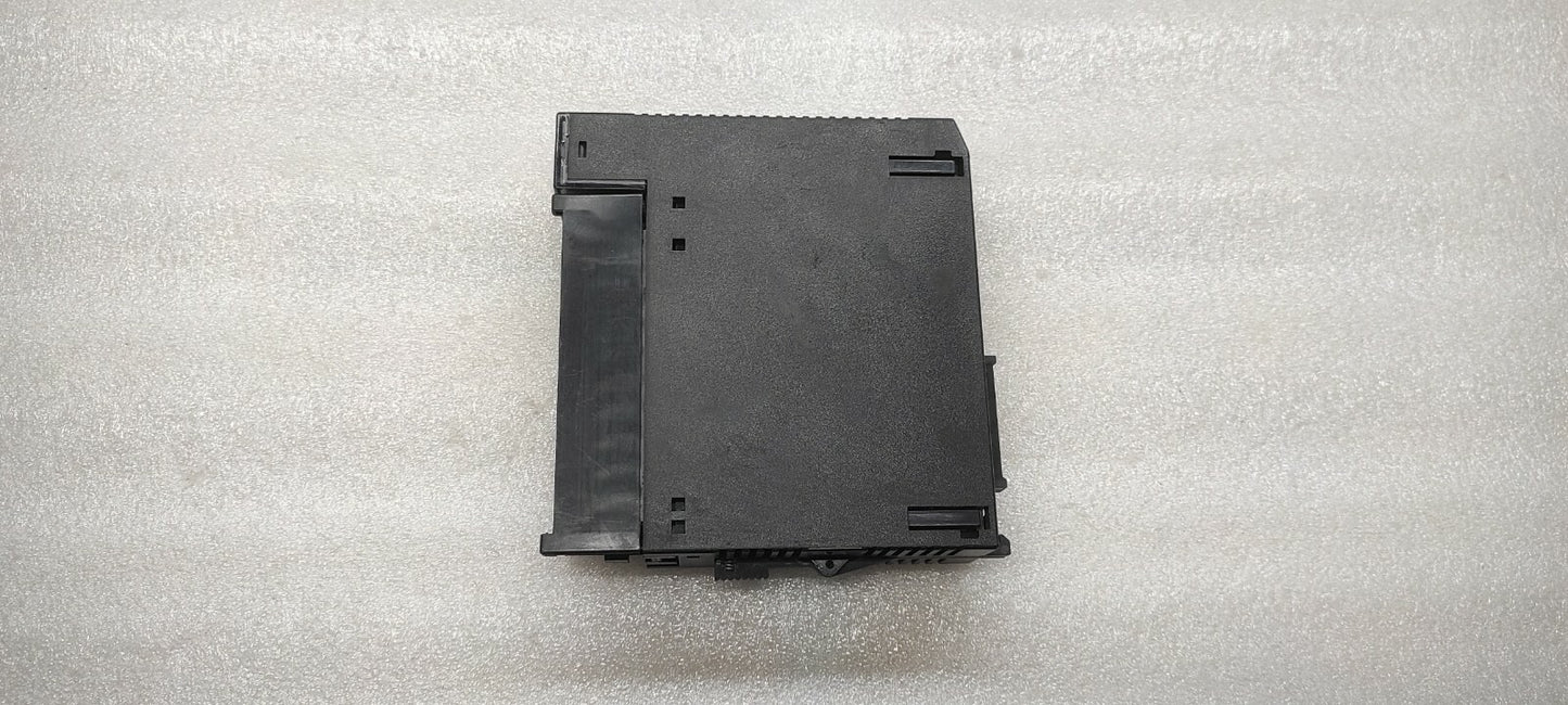 GE IC693MDL330F OUTPUT MODULE