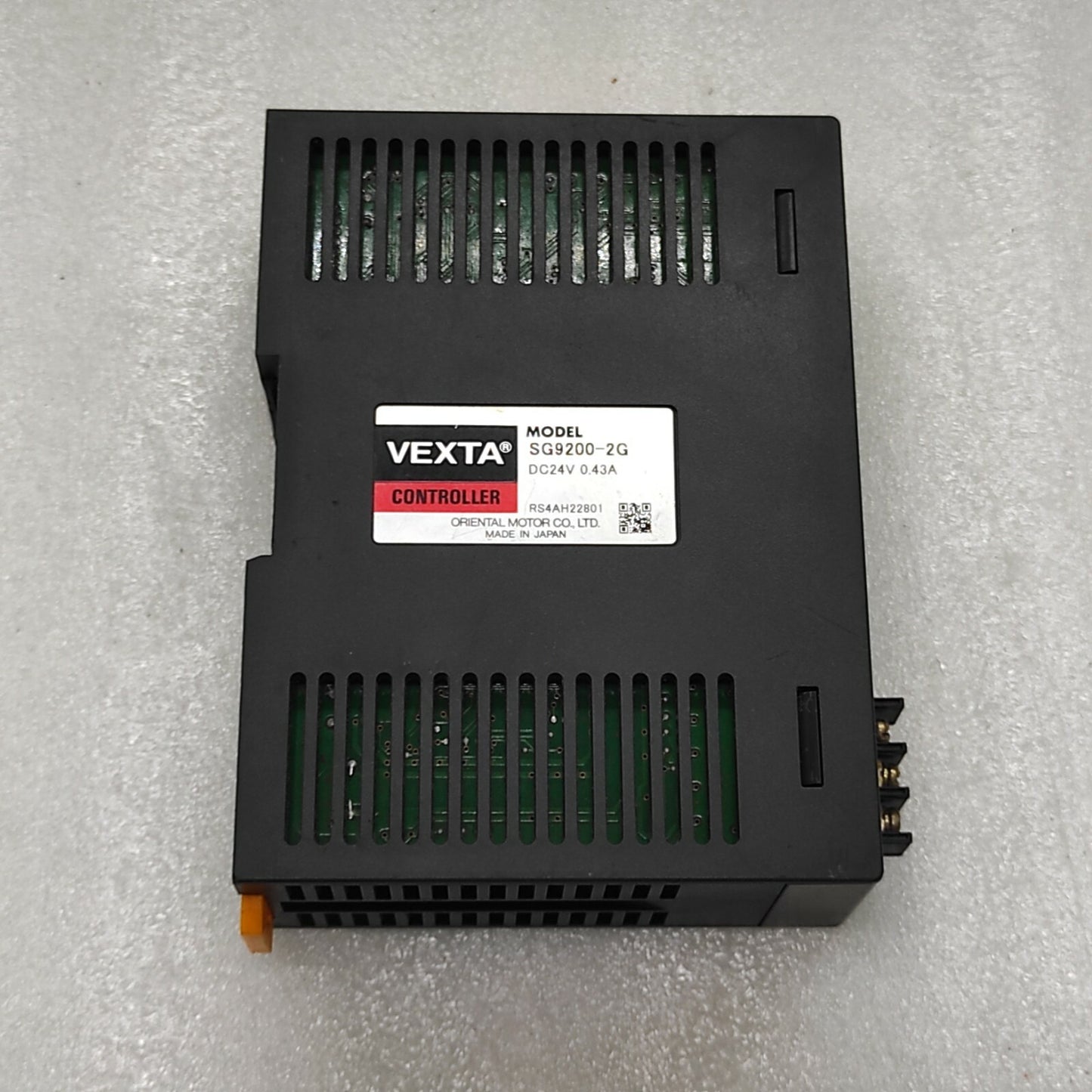 ORIENTAL MOTOR VEXTA SG9200-2G CONTROLLER 24VDC