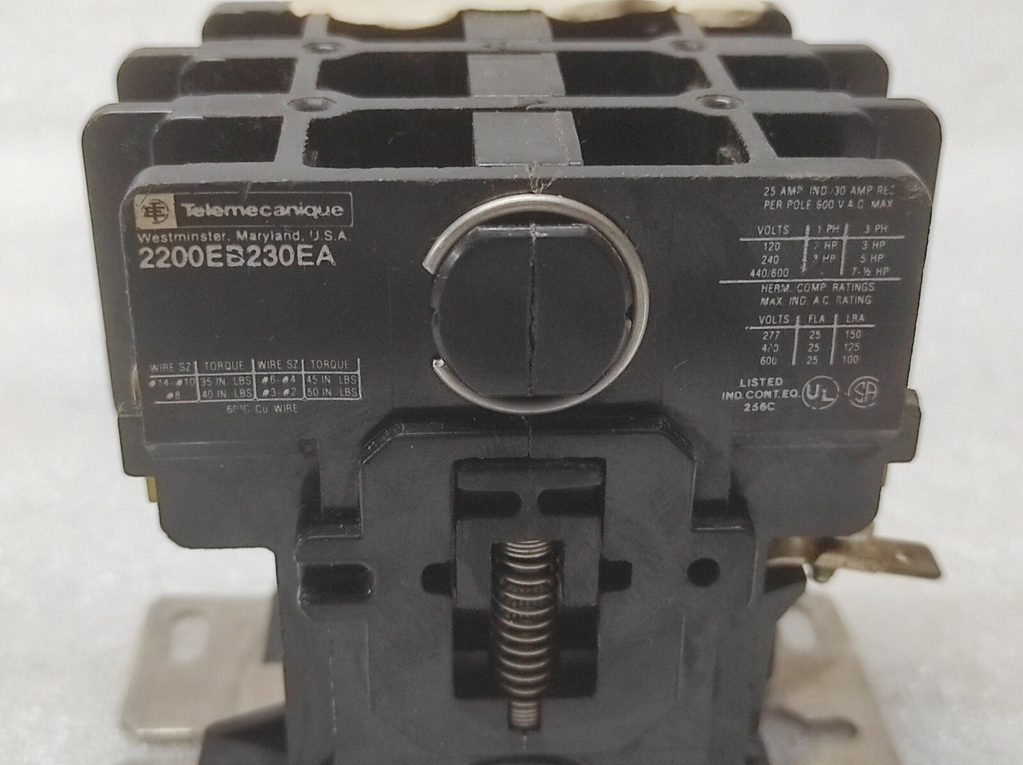 TELEMECANIQUE 2200EB230EA MAGNETIC CONTACTOR COIL VOLTAGE 24VAC