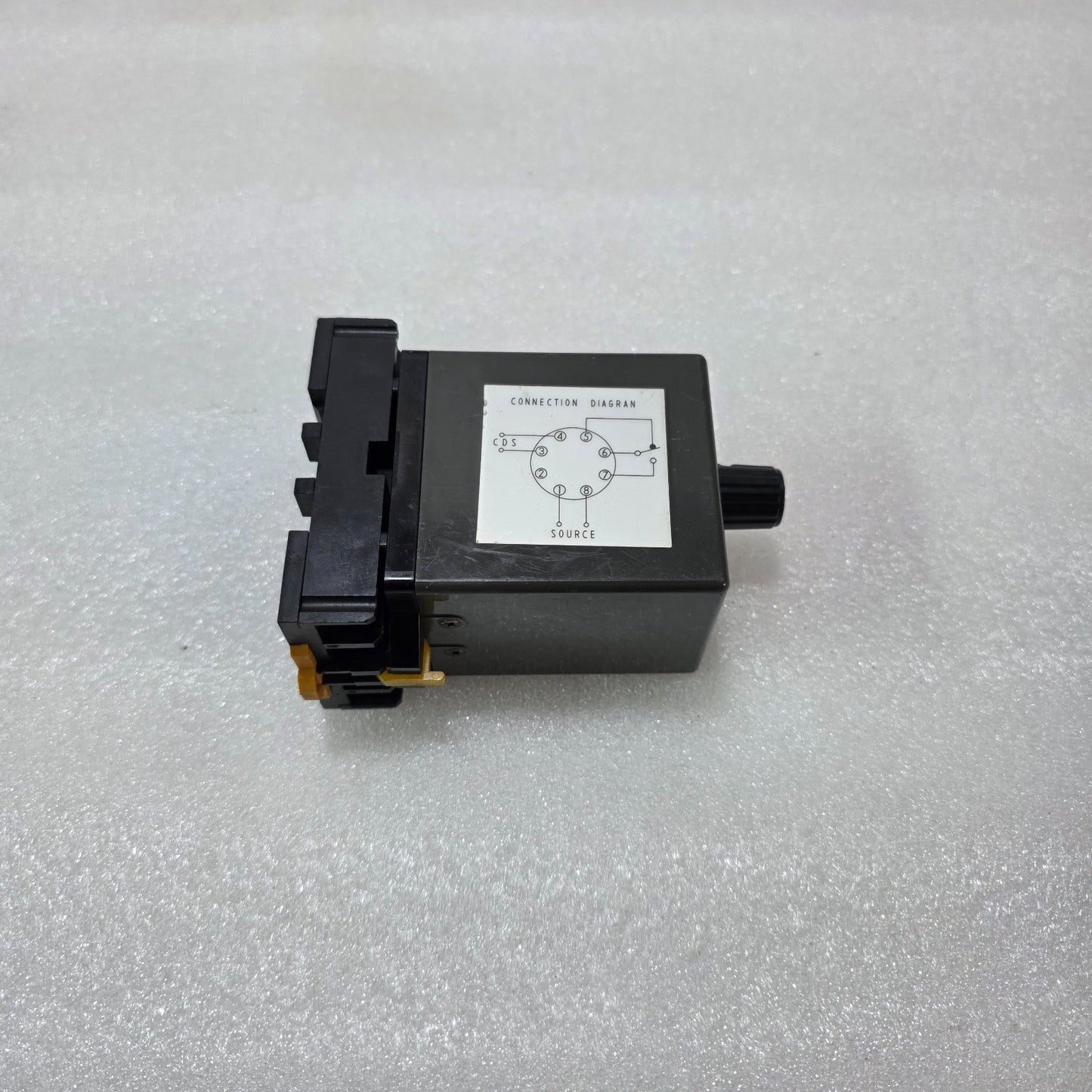 VOLCANO FDR-1TBJ FLAME DETECTOR RELAY | BURNER FLAME MONITORING CONTROLLER