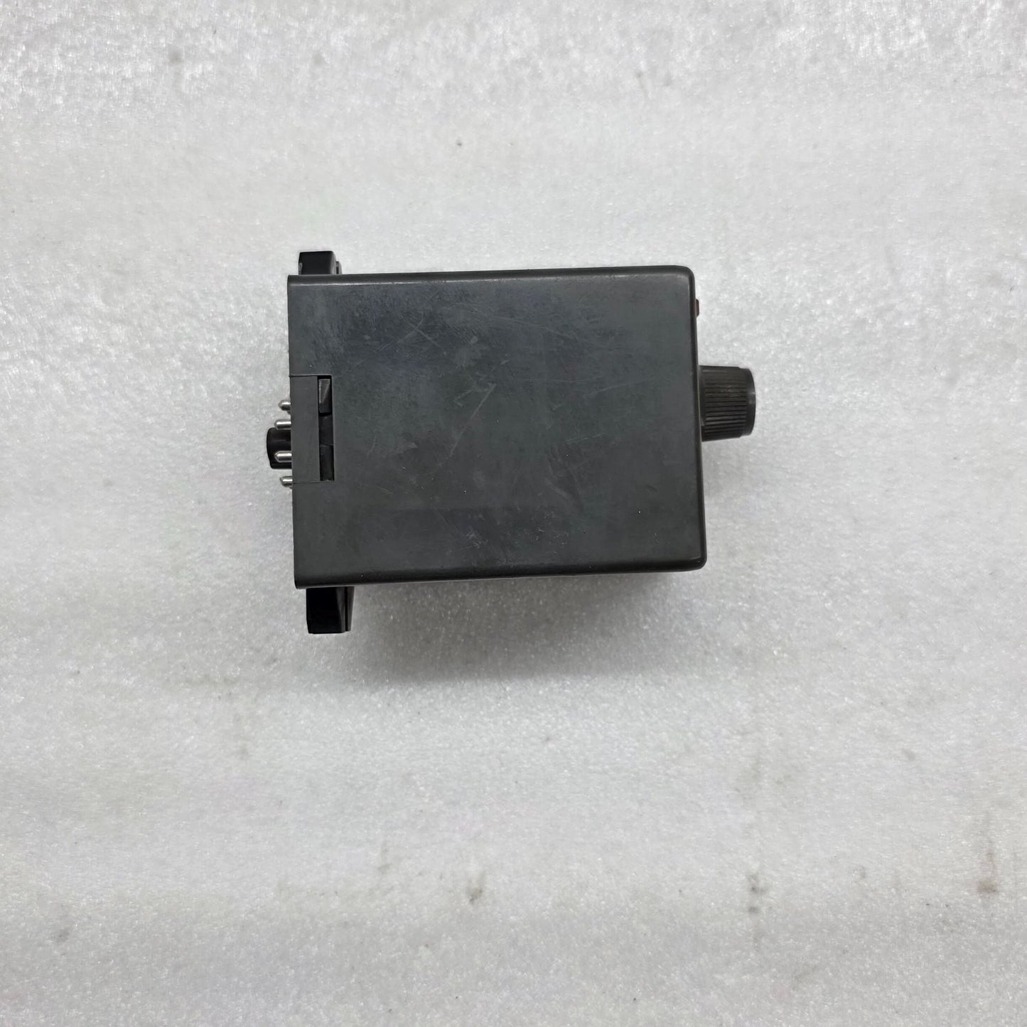 OMRON TDS SOLID STATE TIMER 24VDC