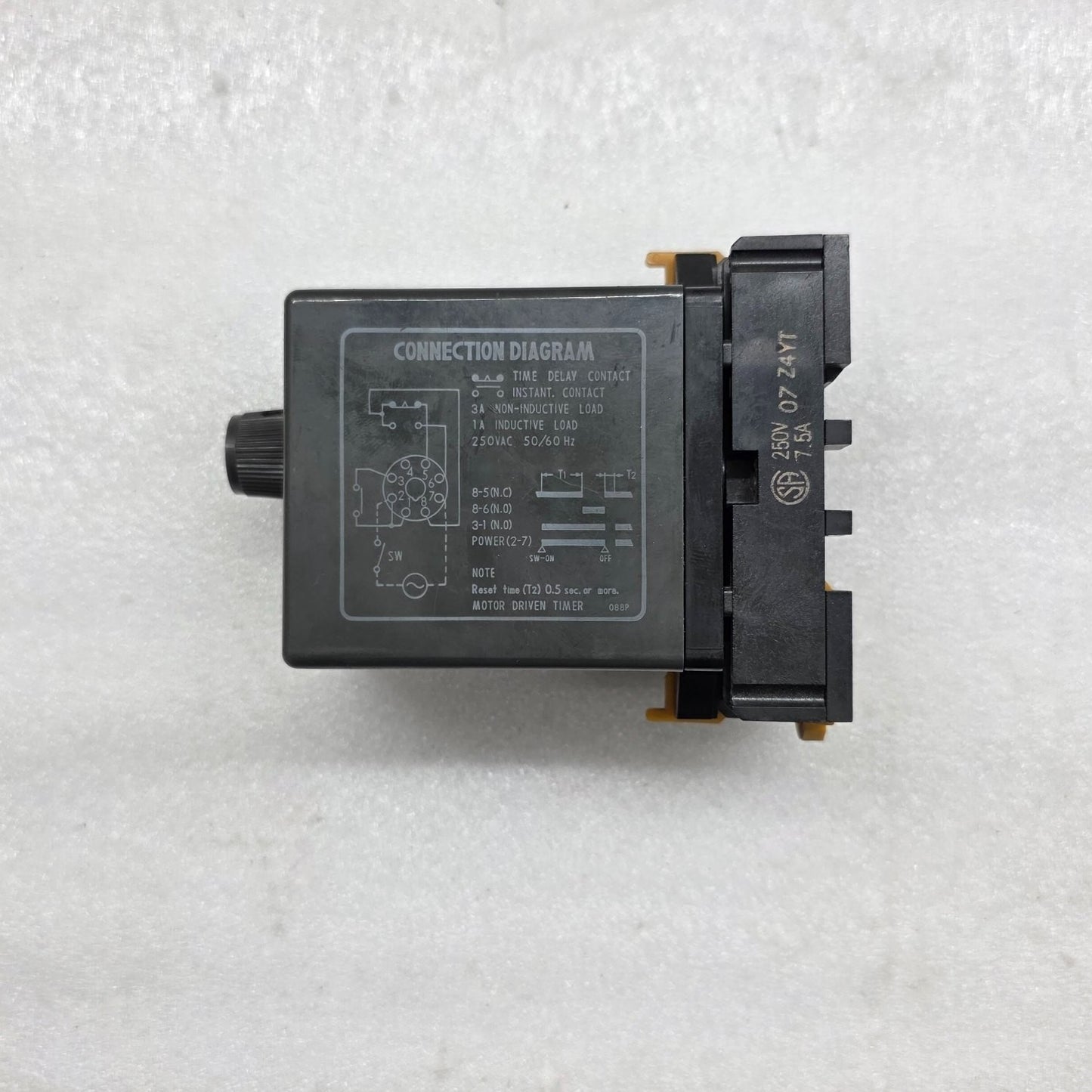 OMRON STP-N MOTOR-DRIVEN TIME DELAY RELAY SUBMINY TIMER 100-110VAC