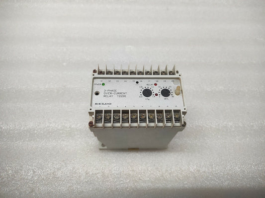 SELCO T2200-13 3-PHASE OVERCURRENT RELAY 240VAC