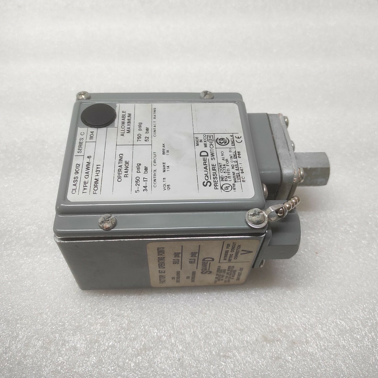 SQUARE-D 9012 GAWM-6 H3Y1 PRESSURE SWITCH 9012GAWM6H3Y1