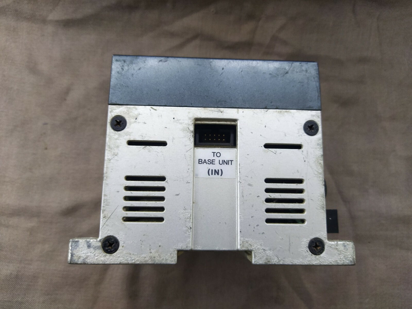 Idec PFA-1T081 Output Module Relay Out 8 Point PLC 100-120/200-240 VAC