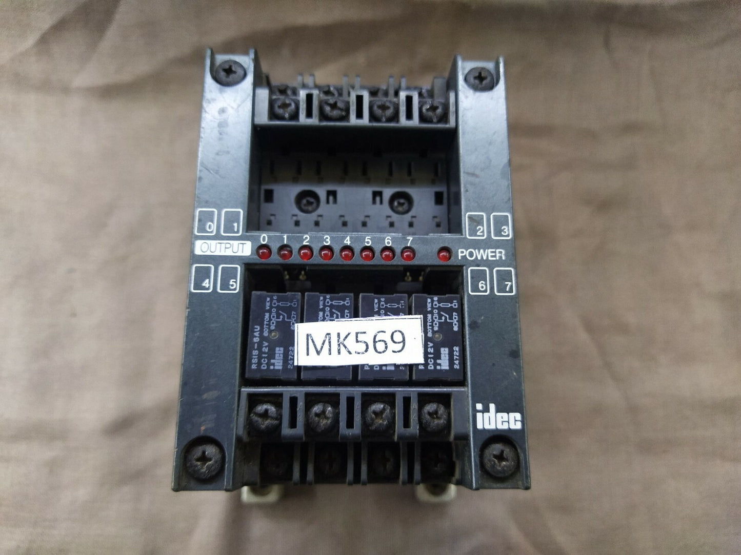 Idec PFA-1T081 Output Module Relay Out 8 Point PLC 100-120/200-240 VAC