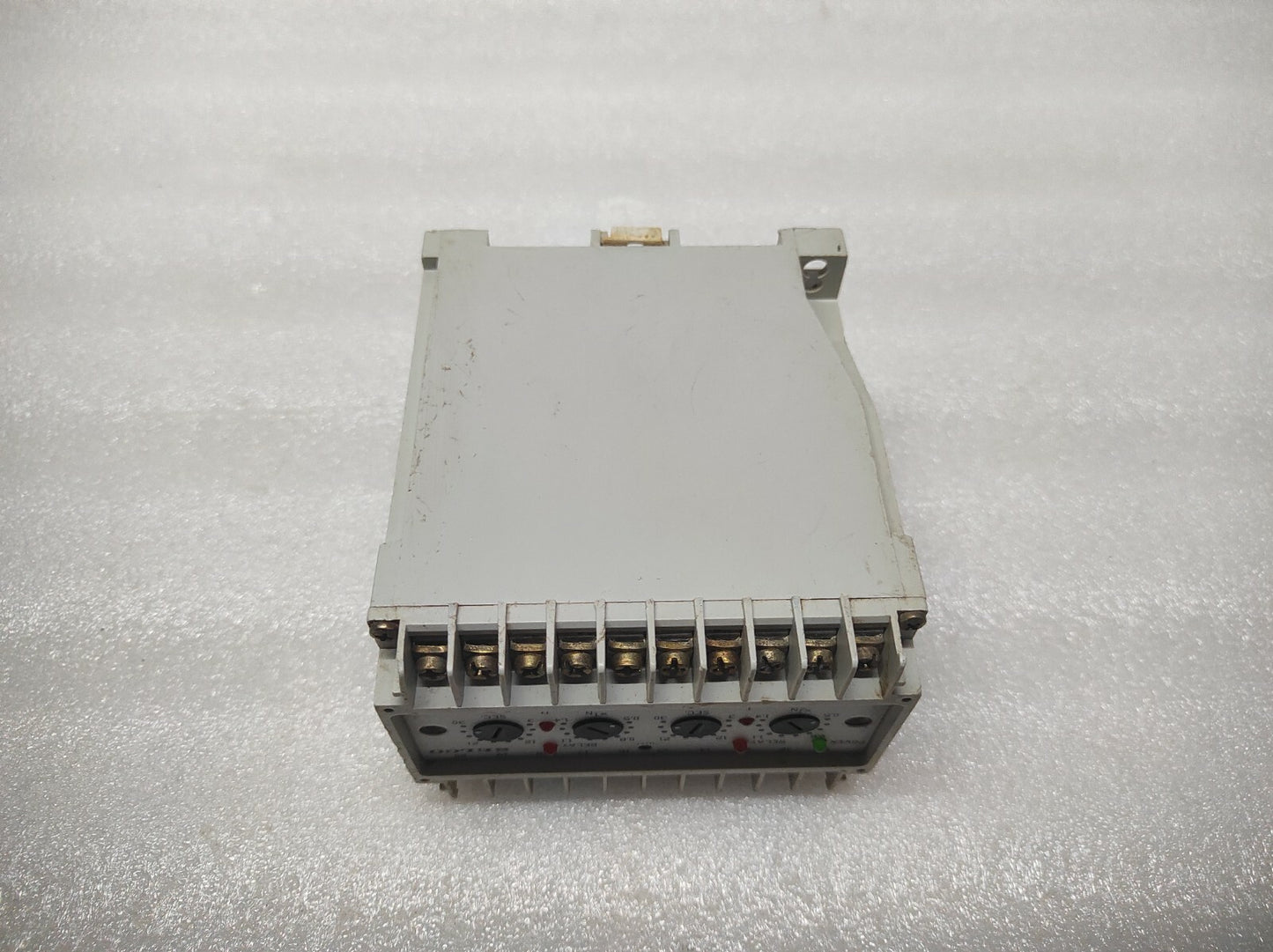 SELCO T2400-01 3-PHASE DUAL OVERCURRENT RELAY 440V
