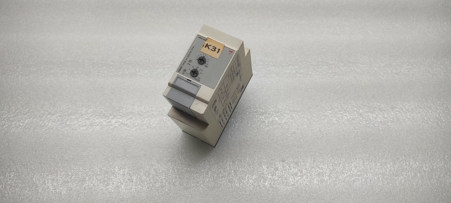 CARLO GAVAZZI PAA01DM24 DELAY ON OPERATE TIMER 24-240VAC/DC