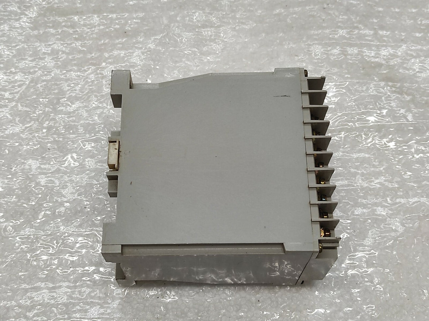Selco T2200-00 3-Phase Over-Current Relay 220V