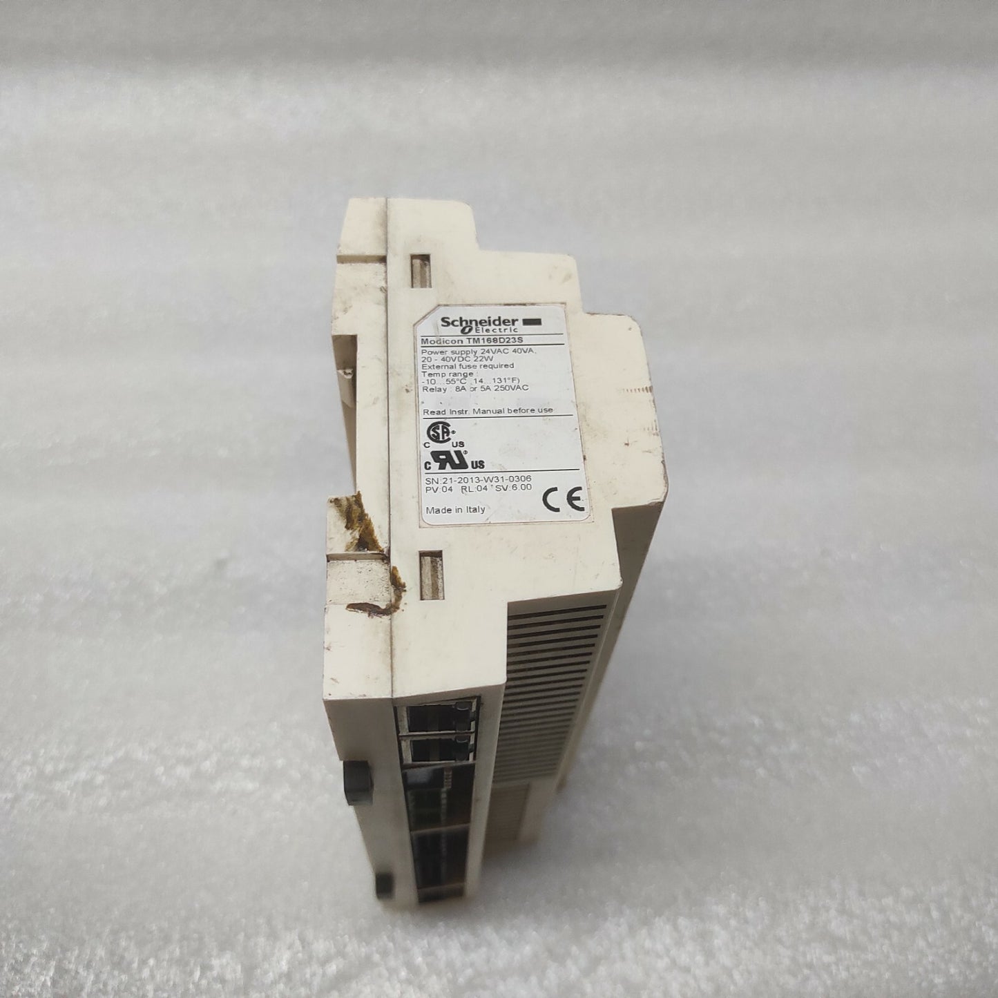 SE MODICON TM168D23S PLC CPU 24V AC 40VA 20-40V DC 22W