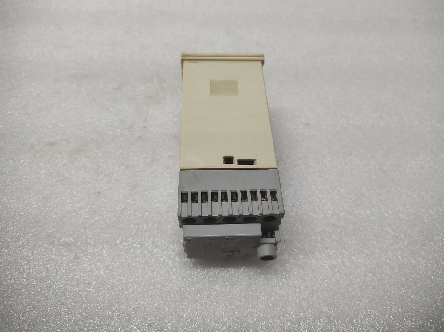 FUJI ELECTRIC PZY4 TEMPERATURE CONTROLLER 85-265V