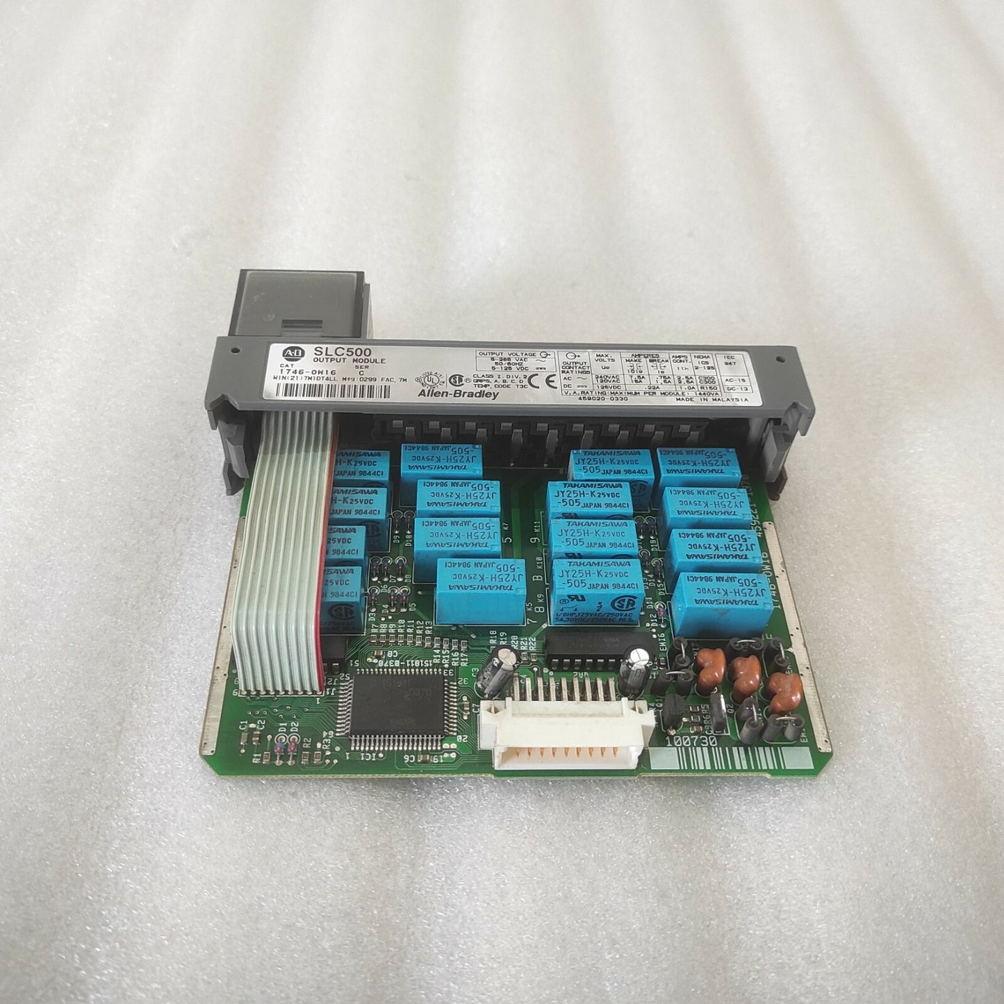 ALLEN BRADLEY CAT 1746-OW16 SLC500 OUTPUT MODULE