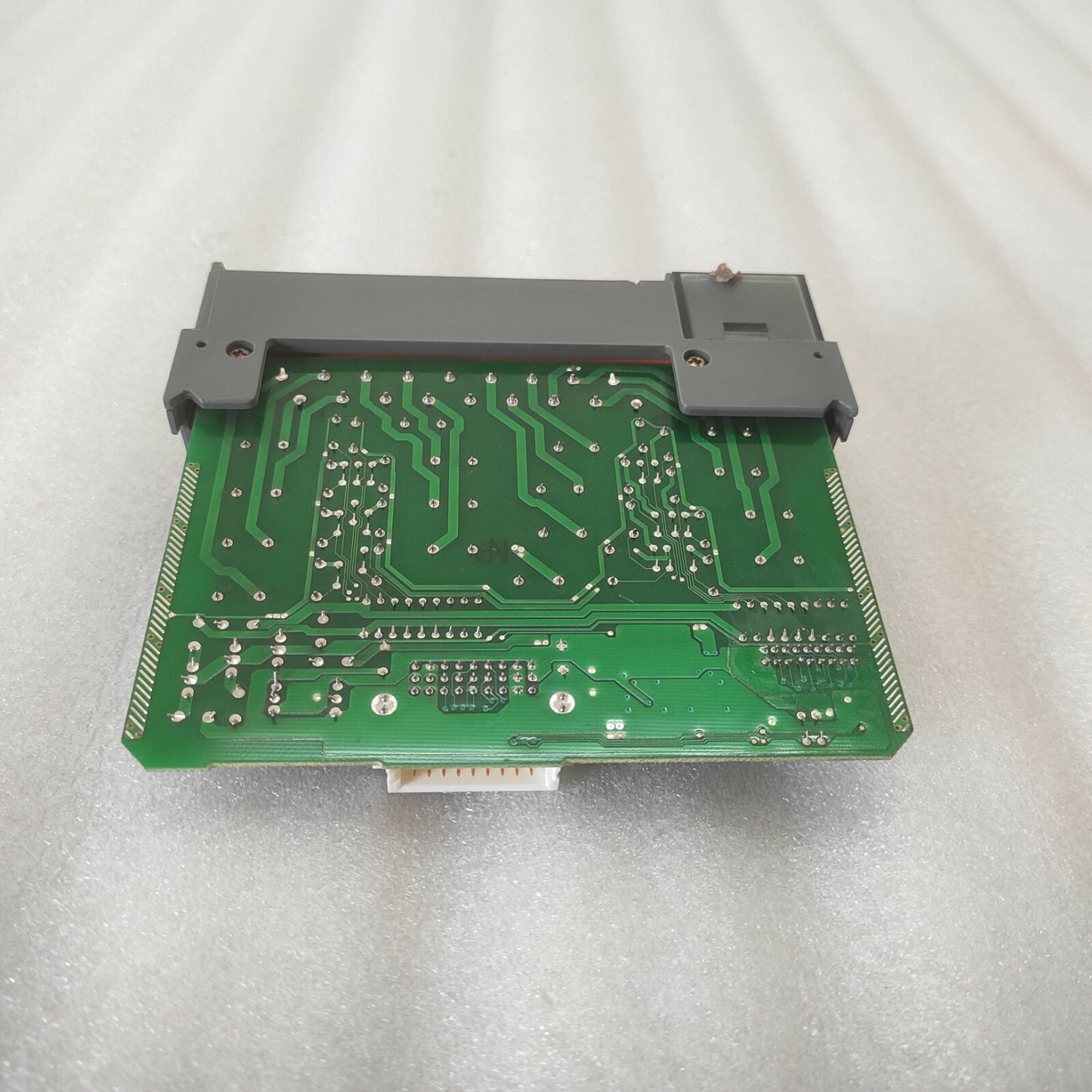 ALLEN BRADLEY CAT 1746-OW16 SLC500 OUTPUT MODULE